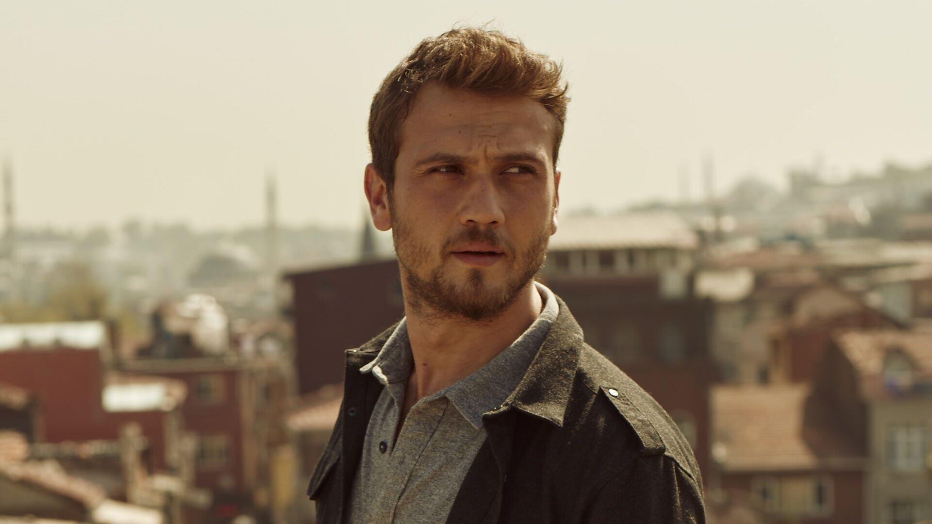 Aras Bulut Iynemli, Turkish actor, Movie star, Rising talent, 1920x1080 Full HD Desktop