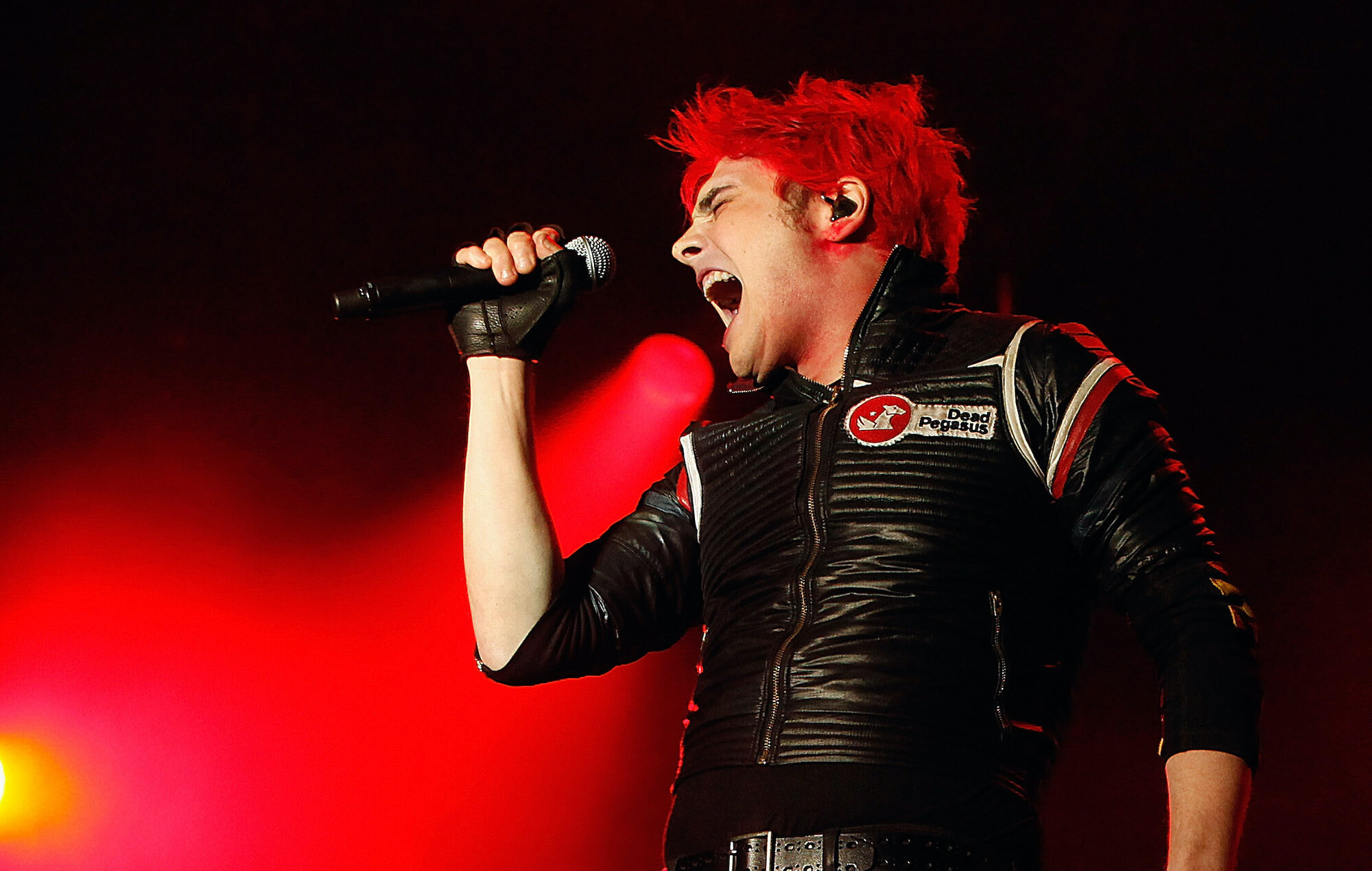 Gerard Way: My Chemical Romance, 2022 Australian arena tour, Reading Festival 2011. 2000x1270 HD Background.