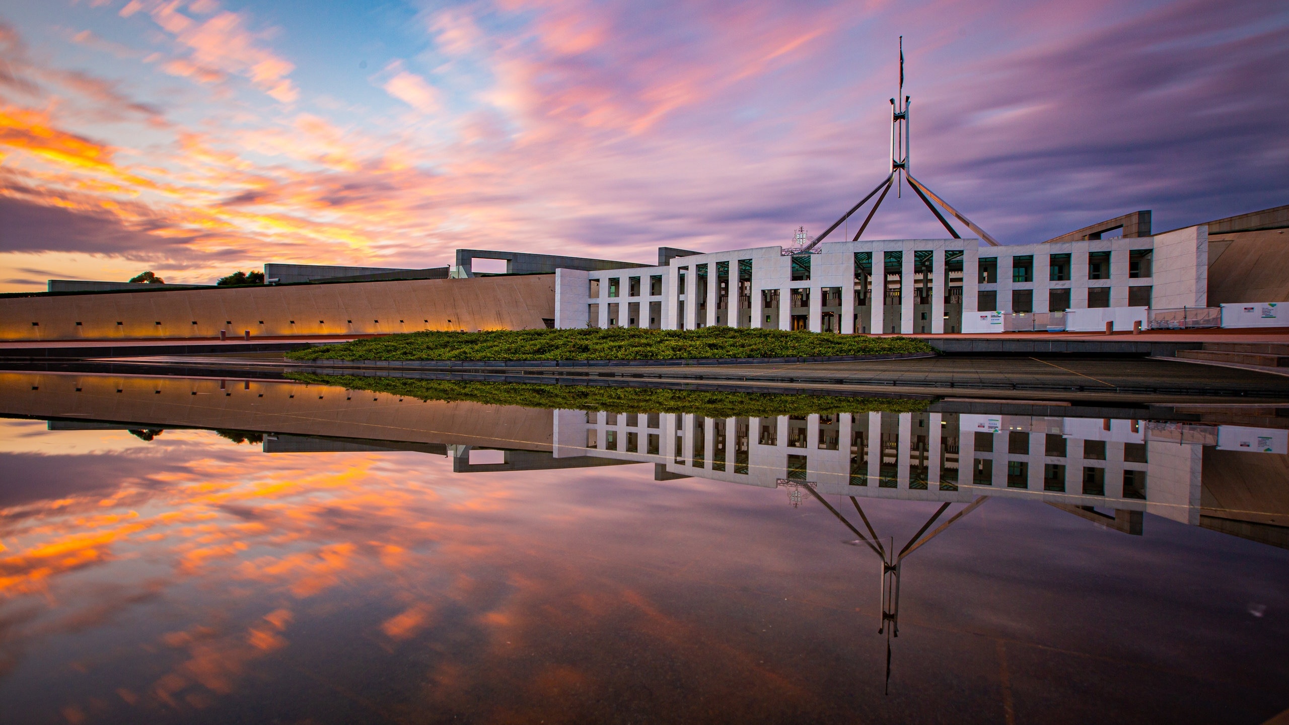 Canberra, Visit guide, Travel inspiration, Australian capital beauty, 2560x1440 HD Desktop