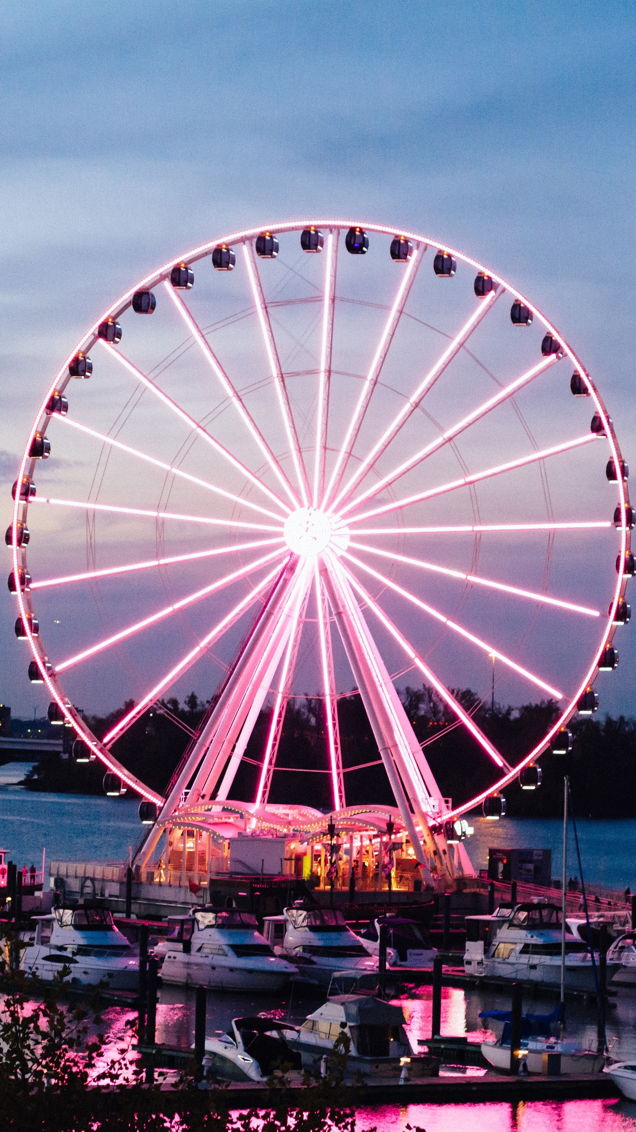 Amusement Park: The Capital Wheel, Location with different themes and rides. 2160x3840 4K Wallpaper.
