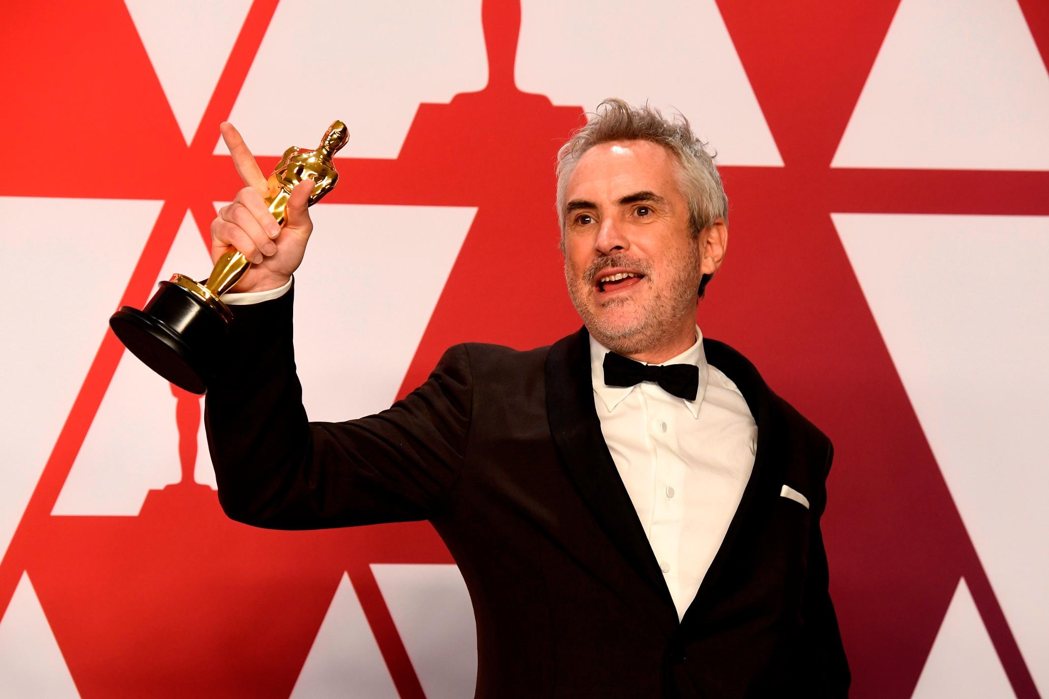 Alfonso Cuaron, Three amigos, Oscars domination, 2140x1430 HD Desktop