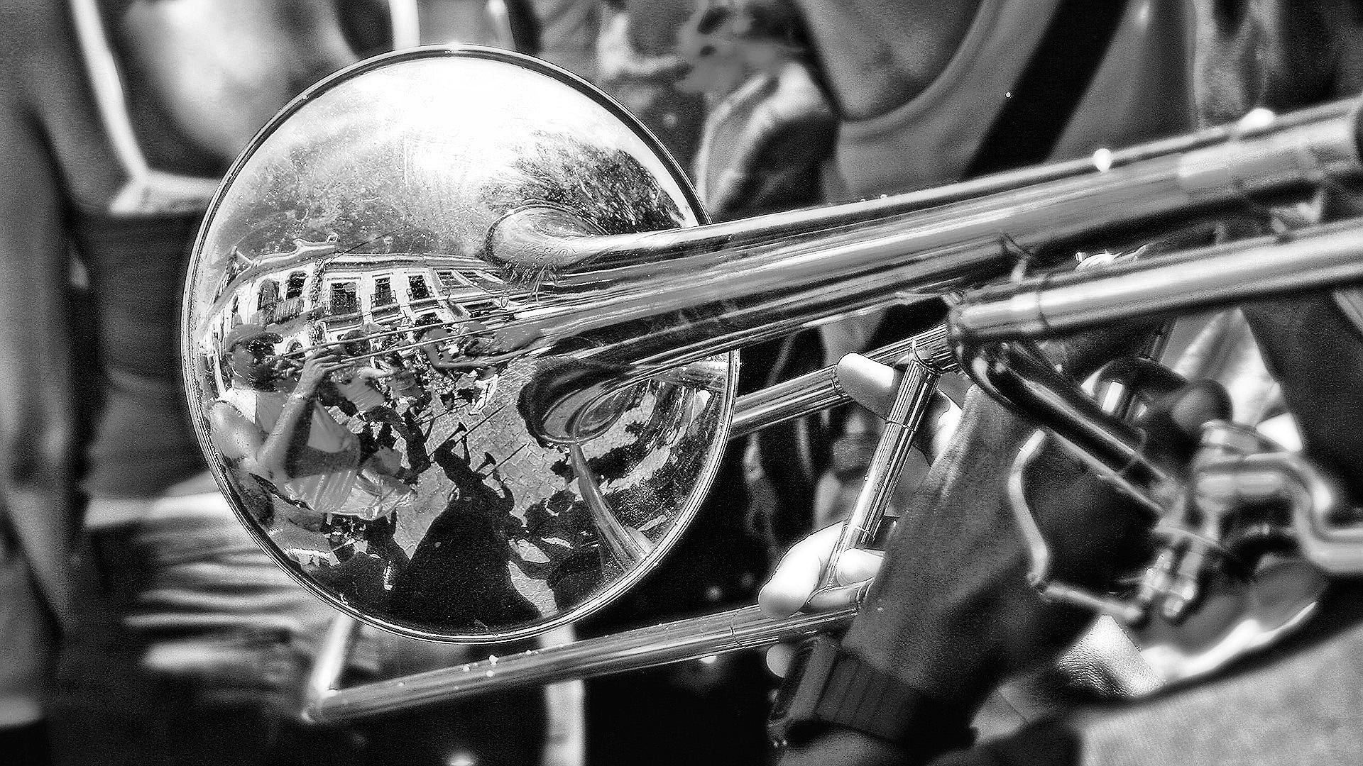 Trumpet: Trombone, A brass instrument commonly used in classical and jazz ensembles. 1920x1080 Full HD Background.