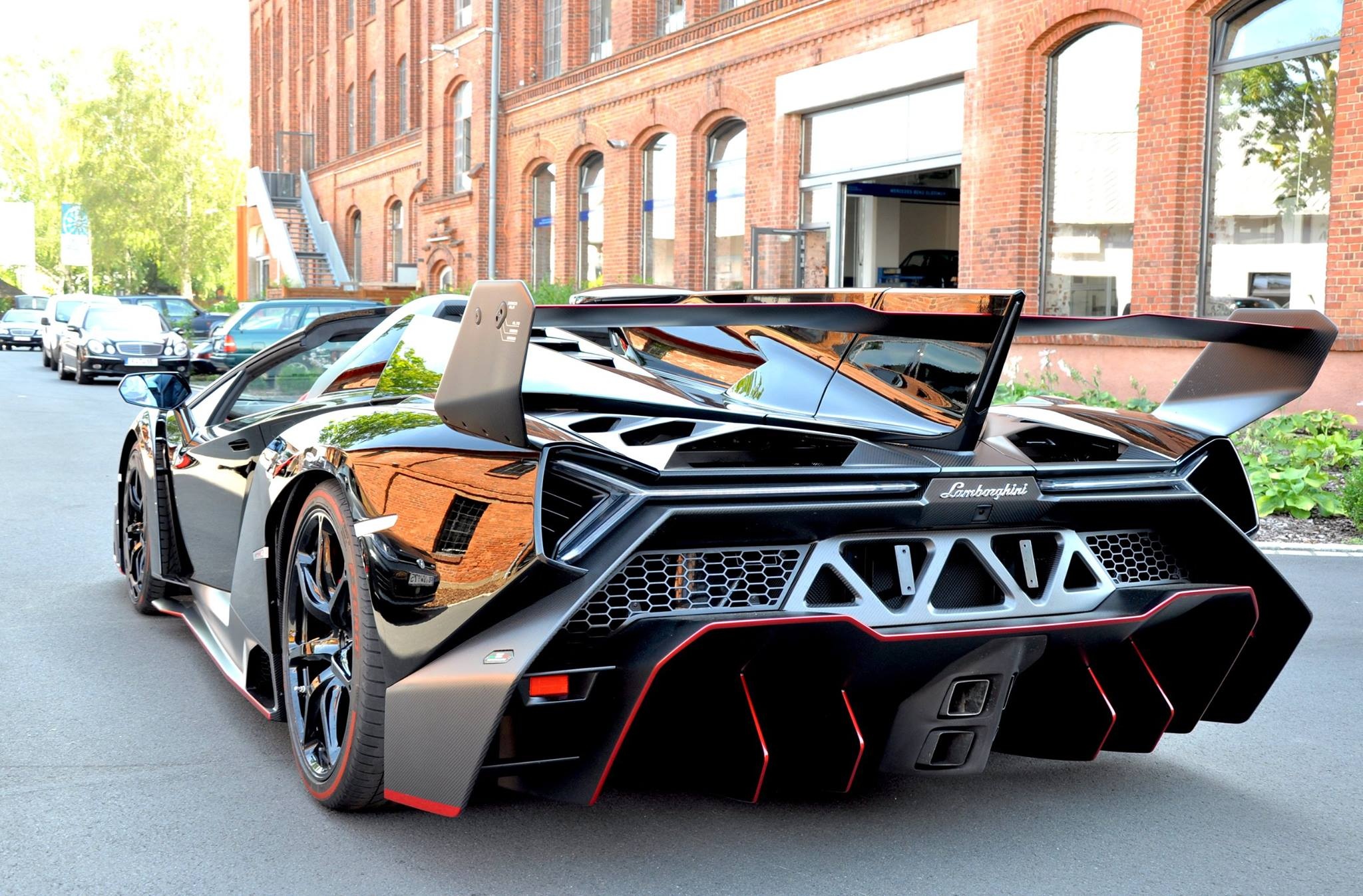 Lamborghini Veneno, Roadster version, HD wallpapers, Car's beauty, 2050x1350 HD Desktop