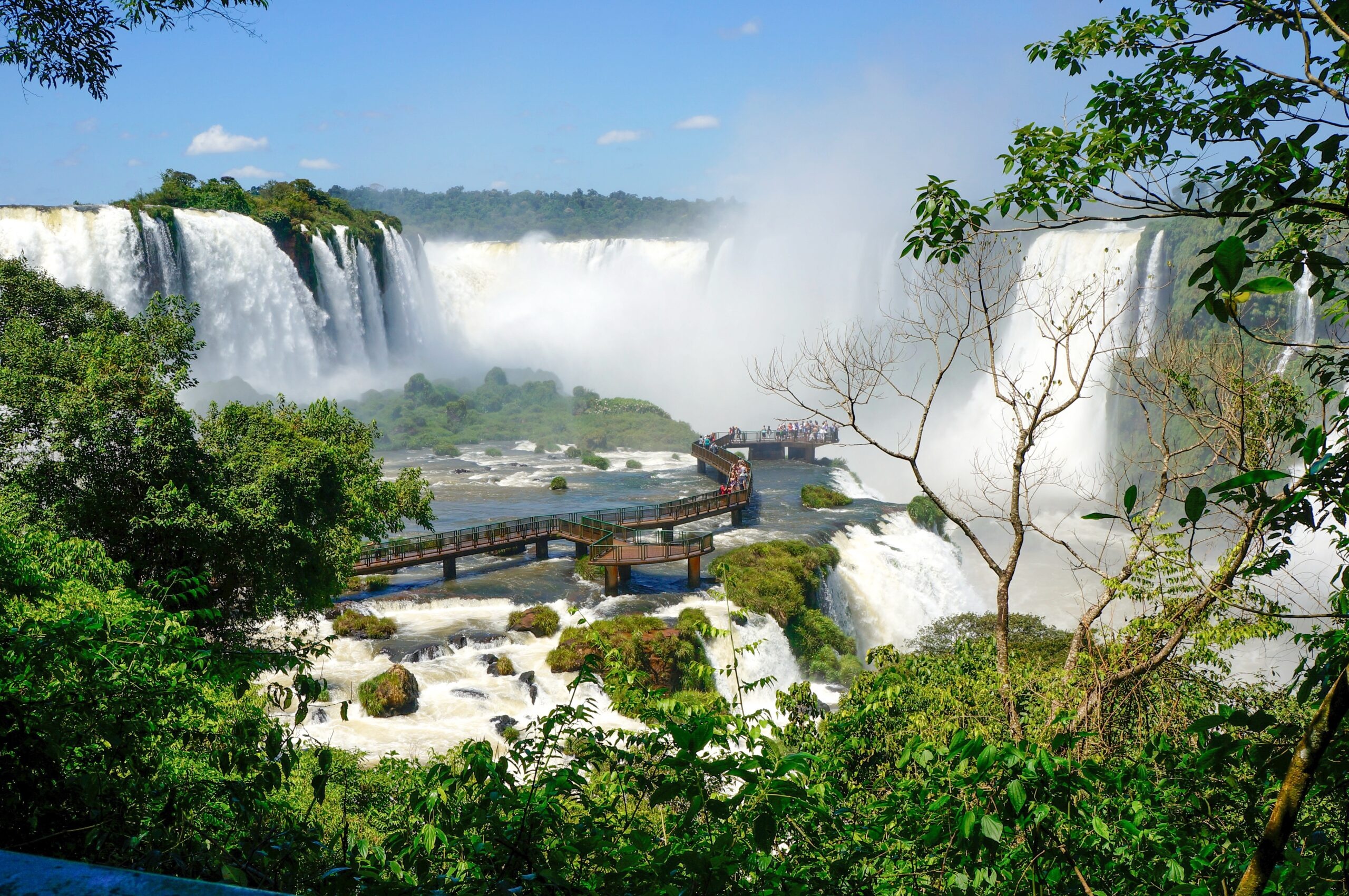 Iguazu National Park, Buenos Aires and Iguazu Falls, Travel agency recommendations, 2560x1710 HD Desktop