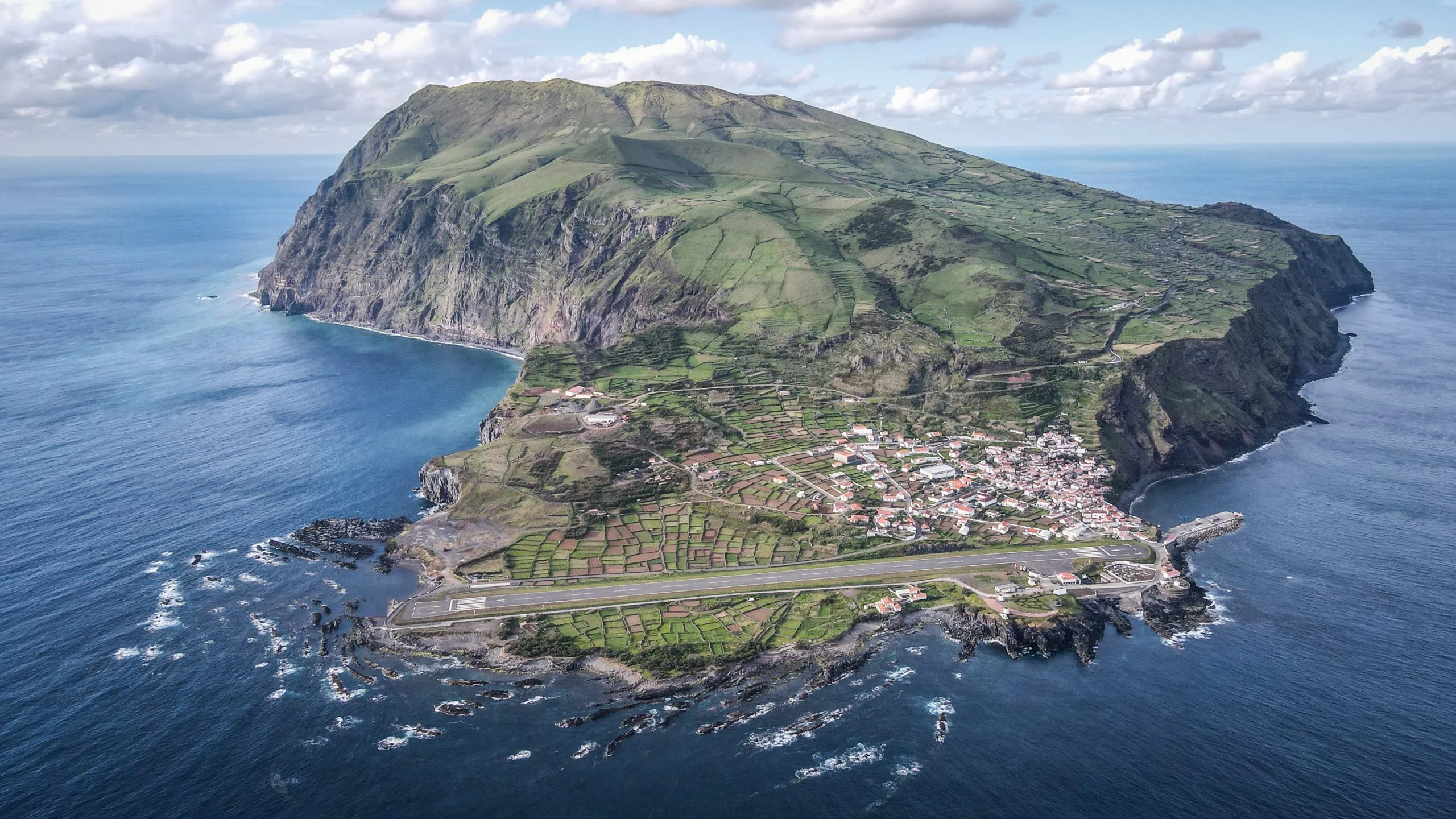 Azores, Travels, Corvo, Small jewel, 2560x1440 HD Desktop
