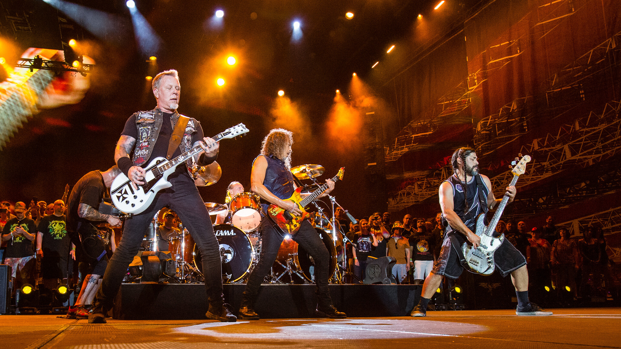 Metallica: The heavy metal band, Nothing Else Matters. 2050x1160 HD Wallpaper.