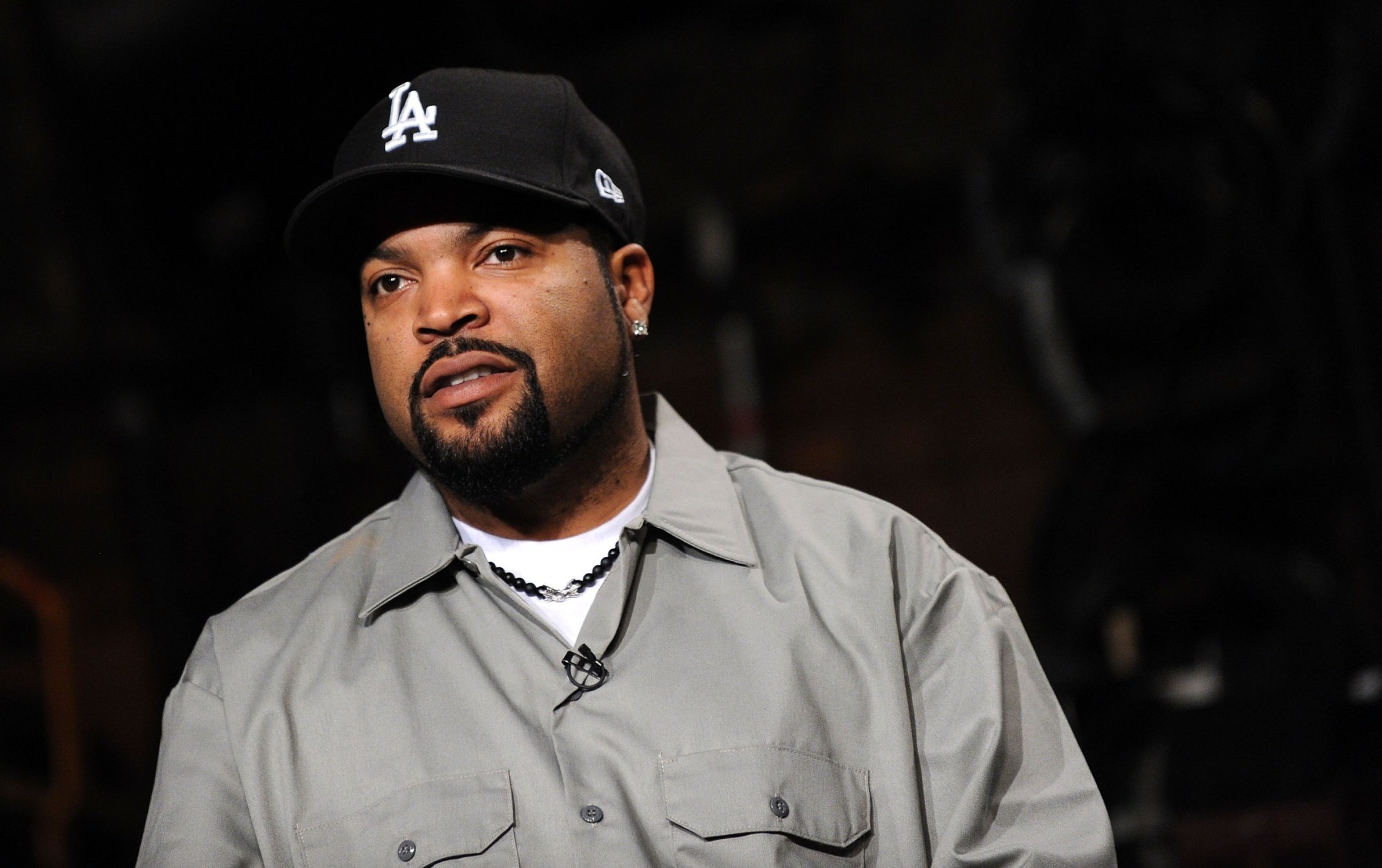 Ice Cube, Gangsta rapper, Rap and hip hop, E wallpaper, 2000x1260 HD Desktop