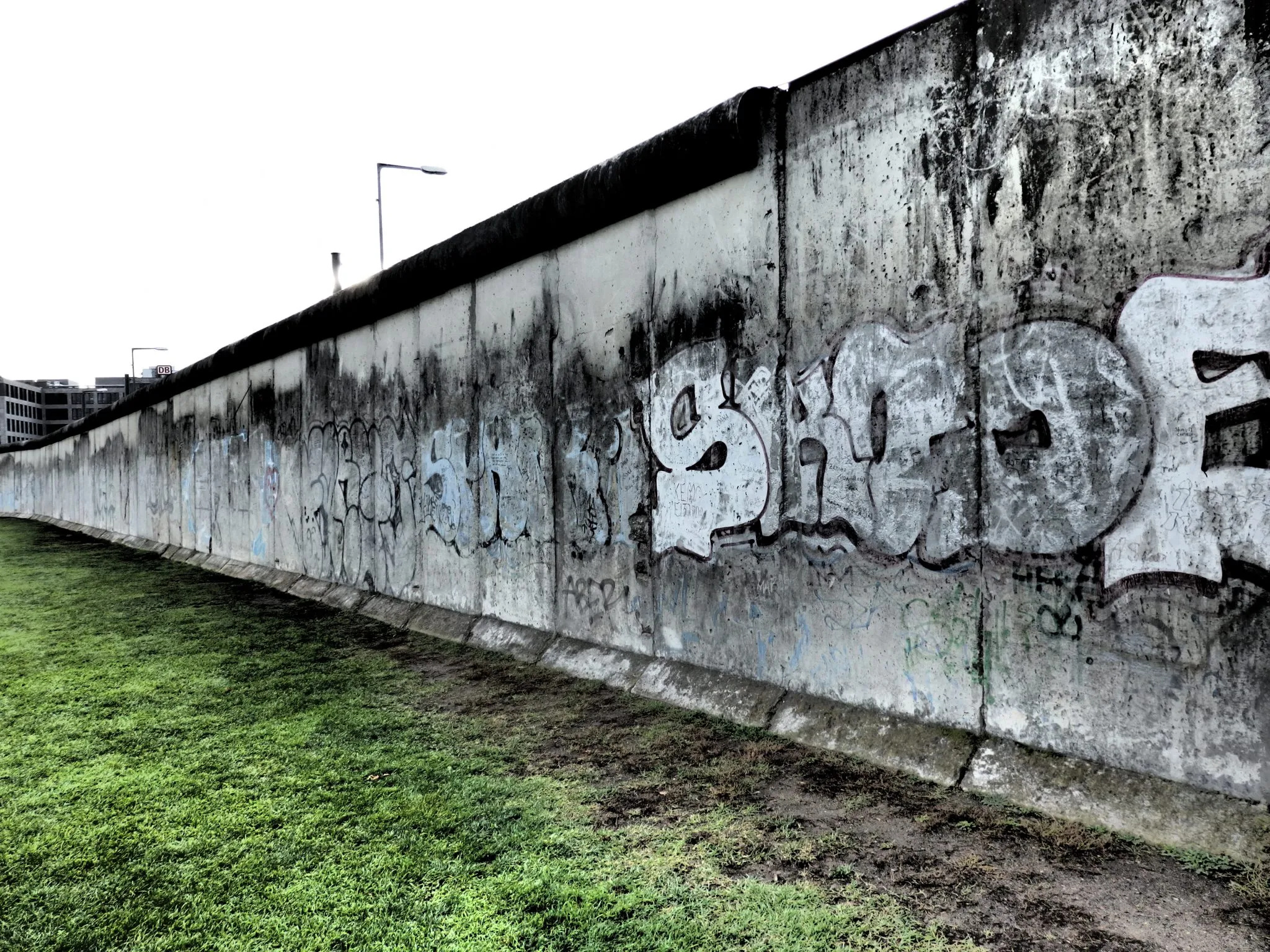 Berlin Wall memorial, Illuminates Berlin's past, Divided history, Rachel's ruminations, 2050x1540 HD Desktop