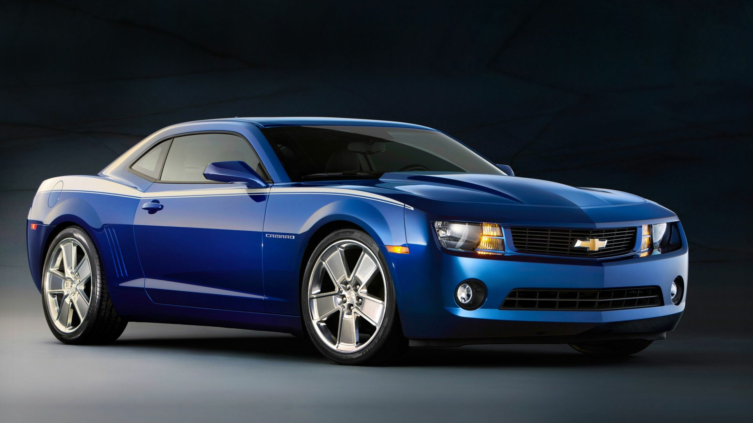 Chevrolet: The ultimate pony car, “Bow tie” logo. 2880x1620 HD Wallpaper.
