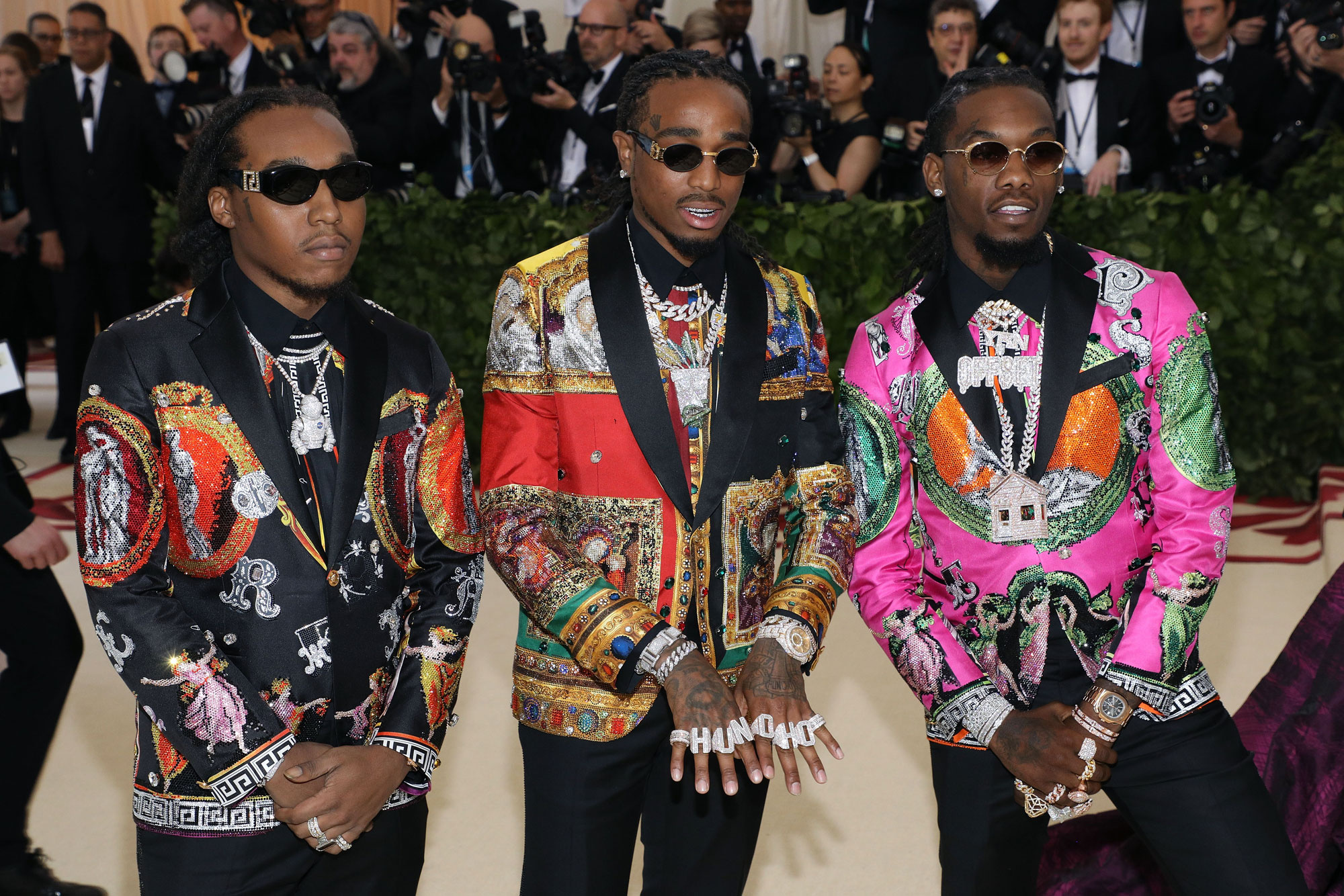 Migos, Stylist's breakdown of coordinated tour outfits, 2000x1340 HD Desktop