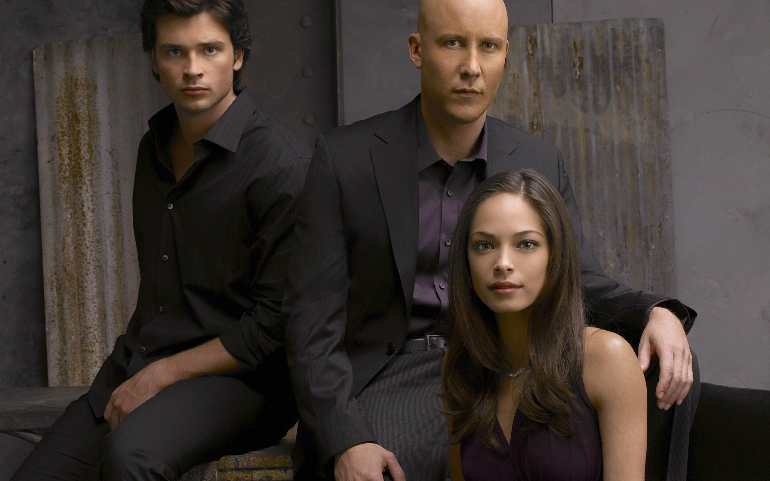 Smallville (TV Series): Lana, Lex and Clark, The story of teenagers living in Kansas, A tremendous success. 2560x1600 HD Background.