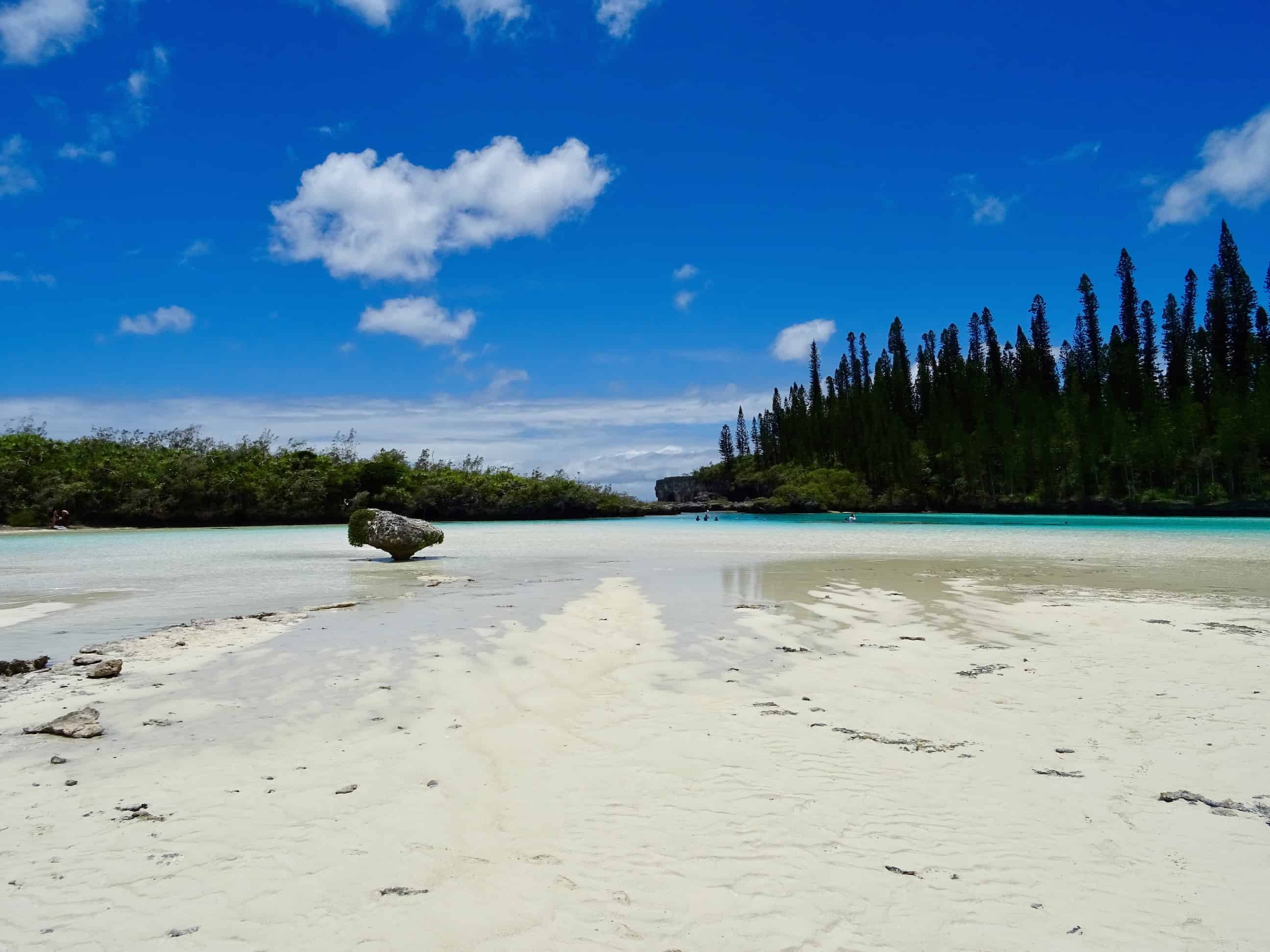 New Caledonia, Things to do, Essential resources, Trip, 2600x1950 HD Desktop