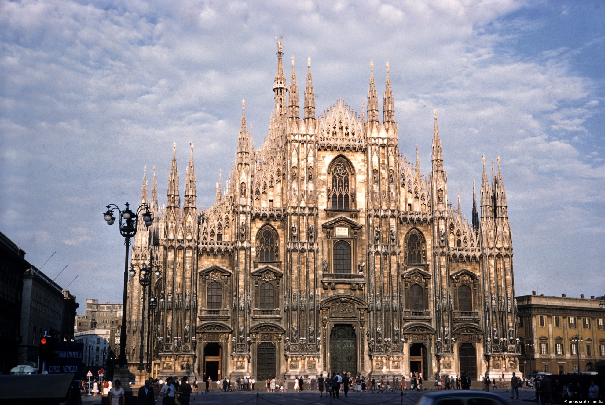 Milan Cathedral, Geographic media, Insightful coverage, Milan Cathedral journey, 1980x1330 HD Desktop