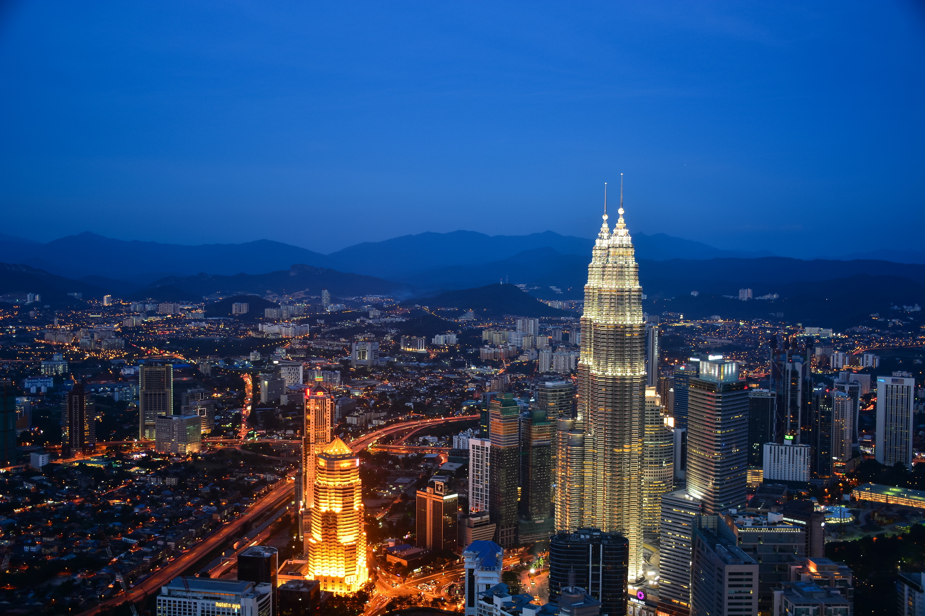 Petronas Twin Towers, Skyscrapers at night, Kuala Lumpur, City view, 3000x2000 HD Desktop