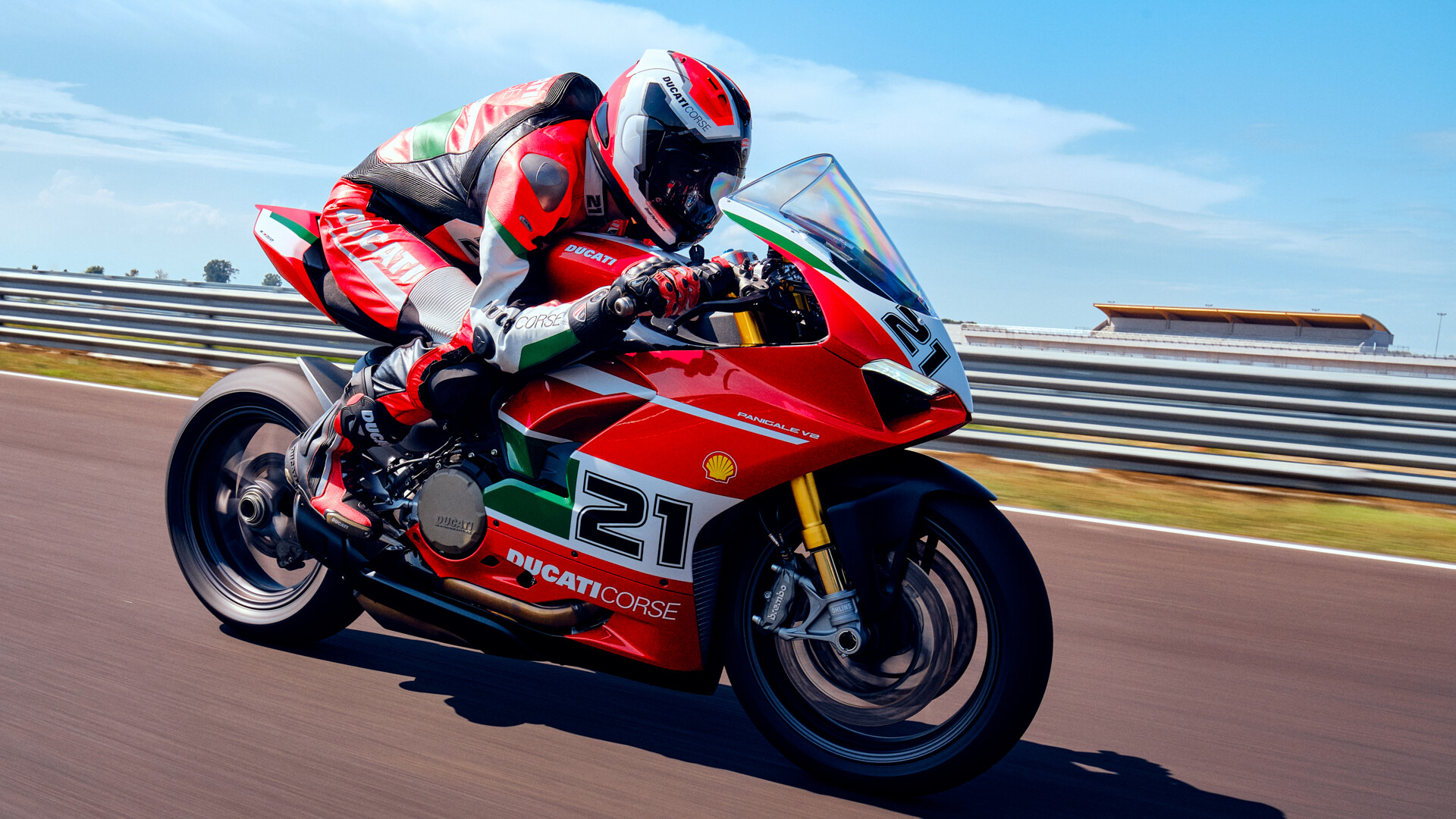 Ducati Panigale V2: Troy Bayliss, The V-twin superbike, Ducati's lineup. 1920x1080 Full HD Wallpaper.