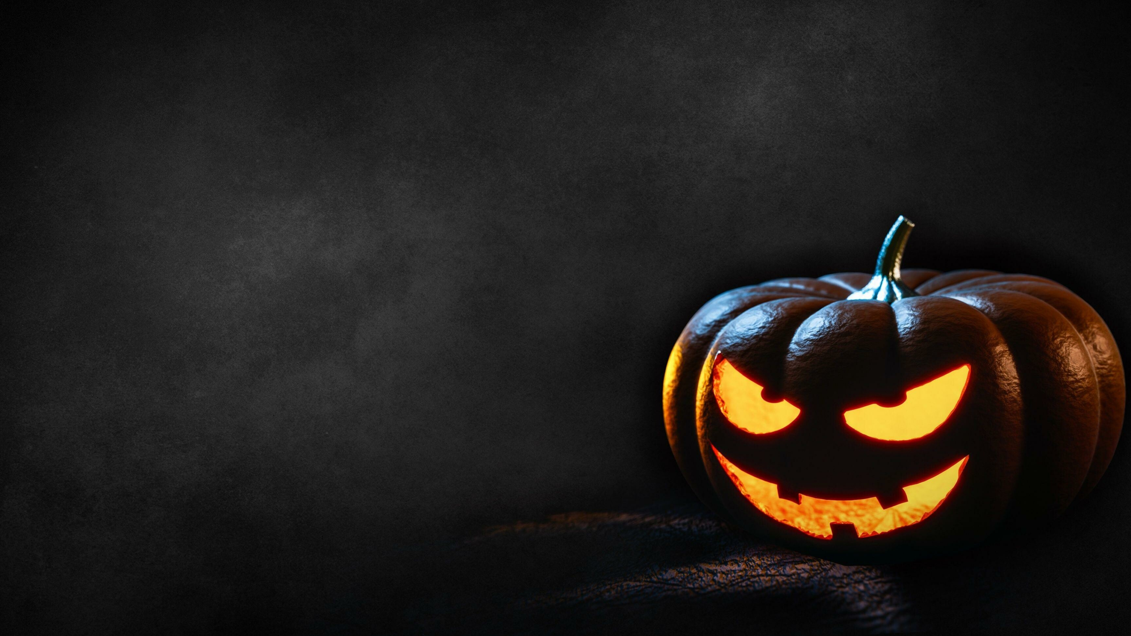 Spooky vibes, Creepy visuals, Halloween thrills, Haunting atmosphere, 3840x2160 4K Desktop