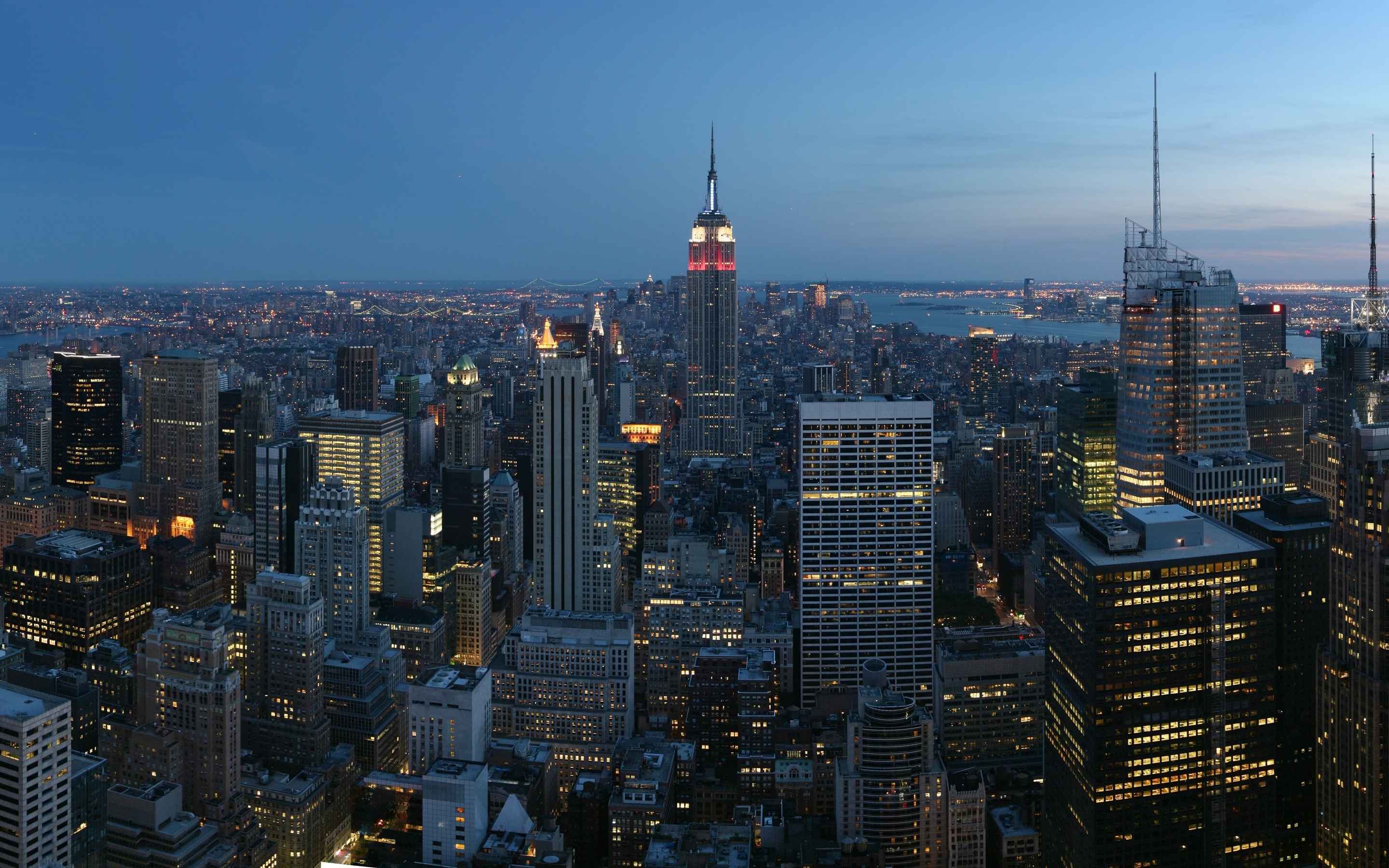 Empire State Building, Travel landmark, Ryan Cunningham, Skyscraper beauty, 2880x1800 HD Desktop