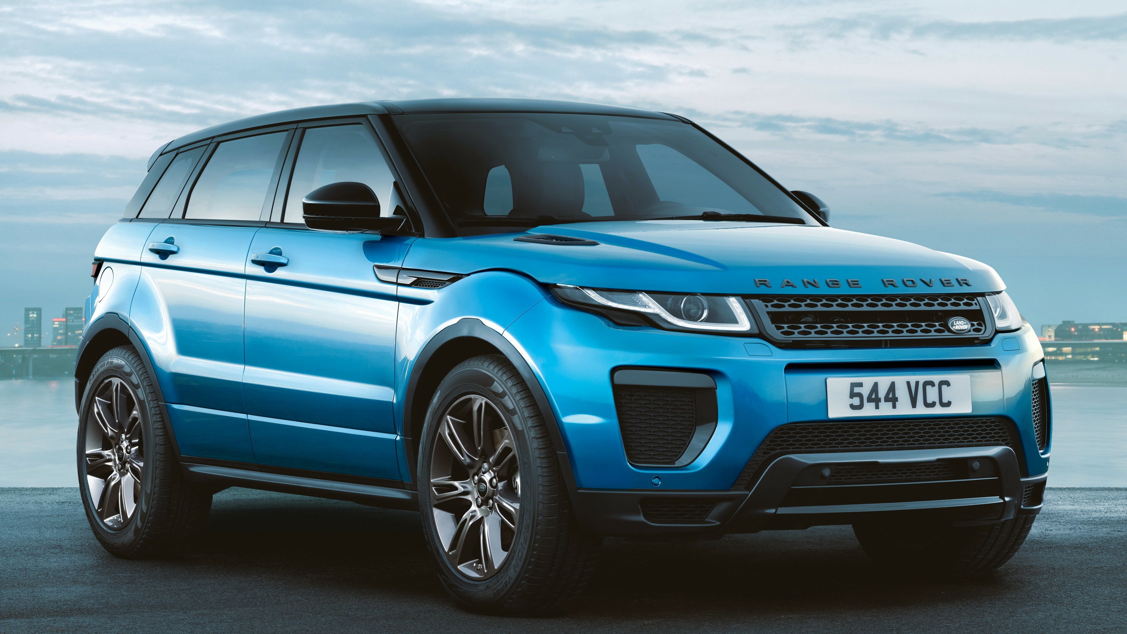Range Rover: Evoque, Developed and produced by JLR, 2019 cars. 3840x2160 4K Background.