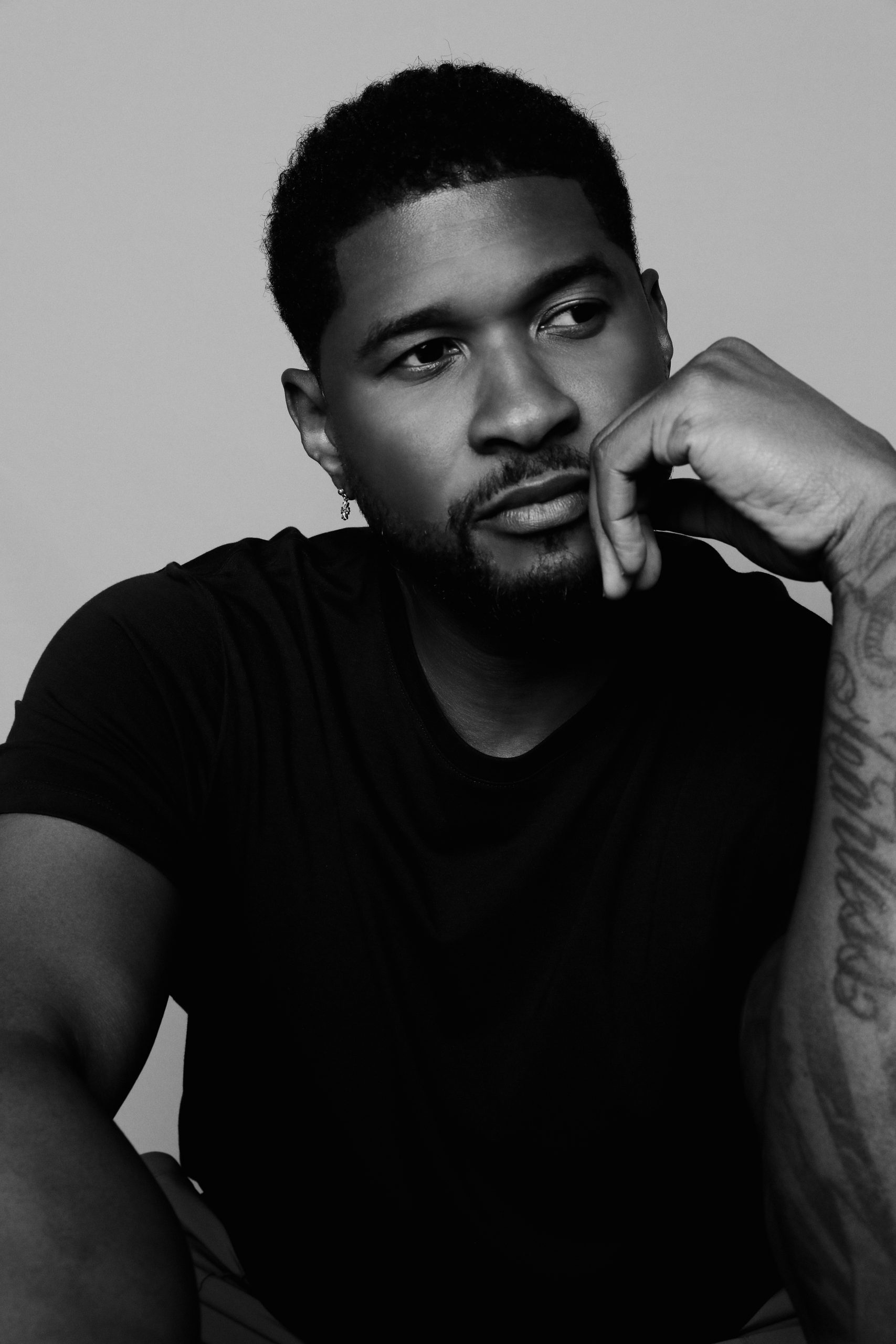Usher, Free download images, Free access, Visual representation, 1710x2560 HD Handy