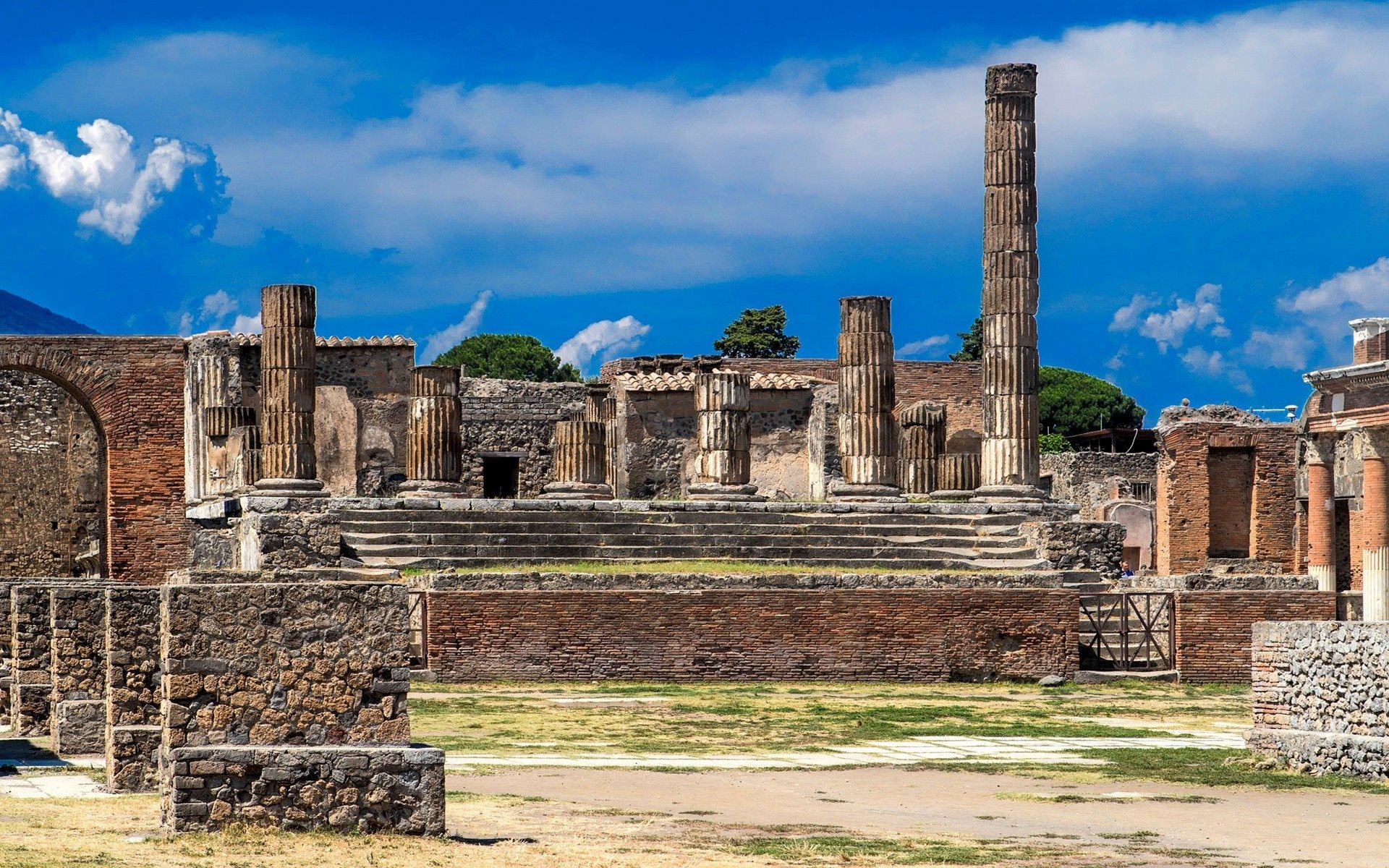 Pompeii ruins, Italy, Ancient Roman city, Naples, 1920x1200 HD Desktop