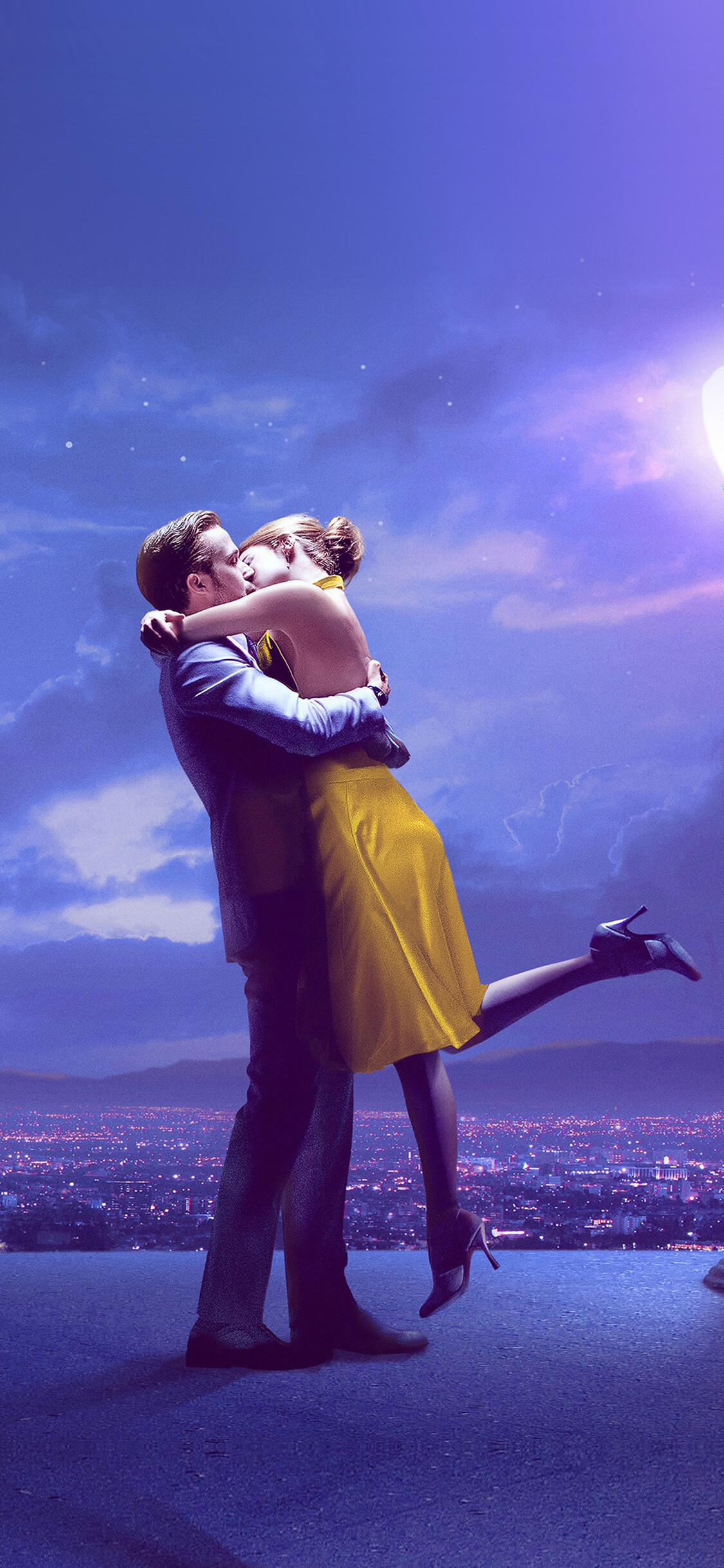 La La Land: The film received widespread critical acclaim, with praise going toward Chazelle's screenplay and direction, cinematography, music, the performances of Gosling and Stone and their chemistry. 1130x2440 HD Wallpaper.
