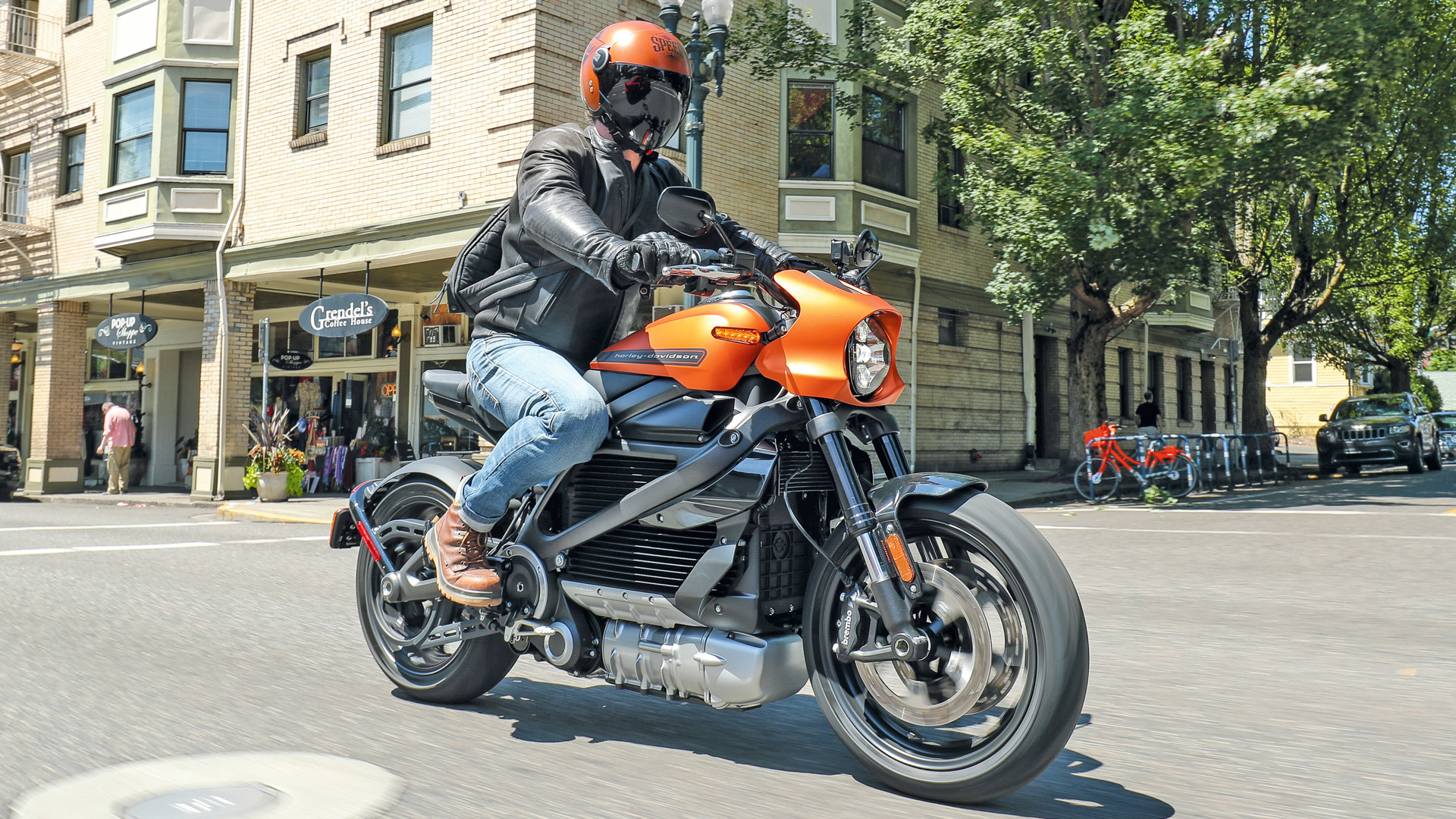 Harley-Davidson Livewire, Elektromotorrad im Test, innovative technology, eco-friendly ride, 1920x1080 Full HD Desktop