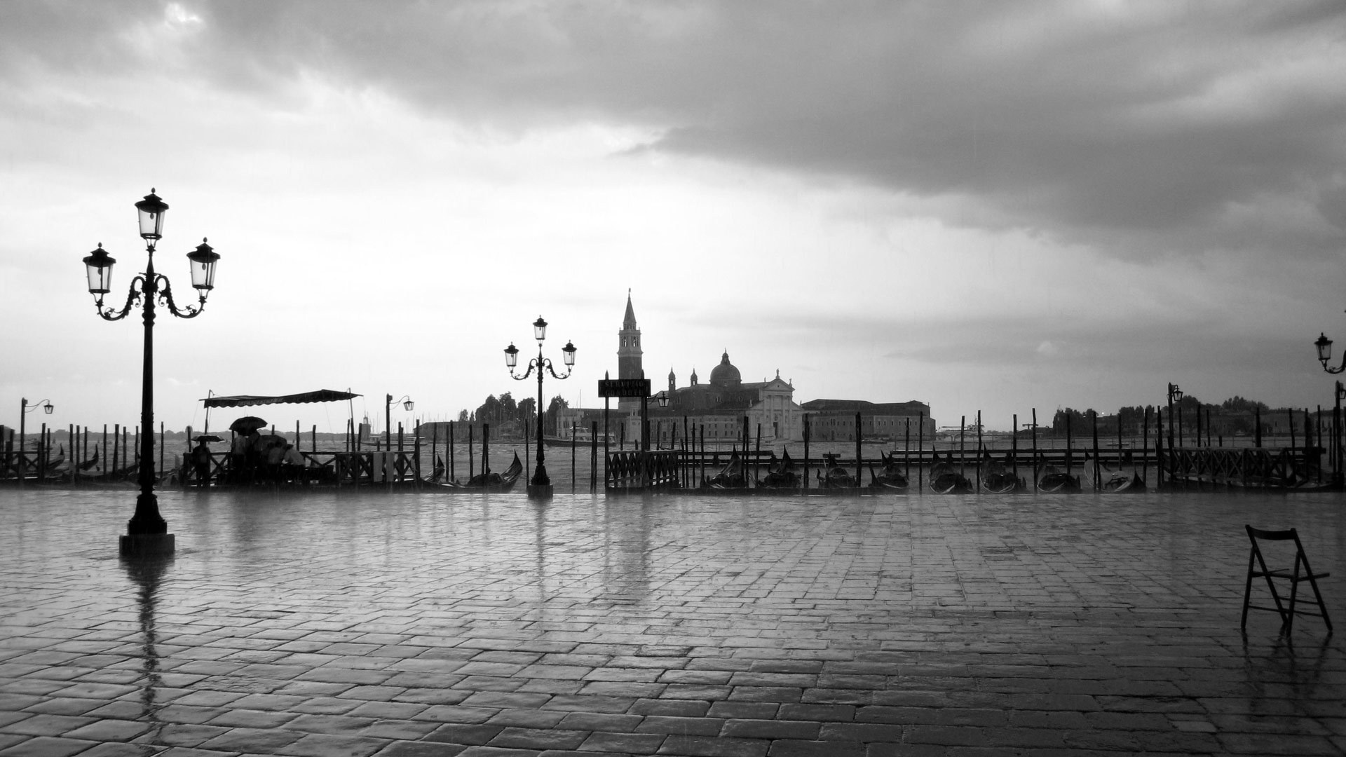City Square: Monochrome view of a Catholic basilica in Venetia, The Venetian Lagoon, Italy. 1920x1080 Full HD Background.