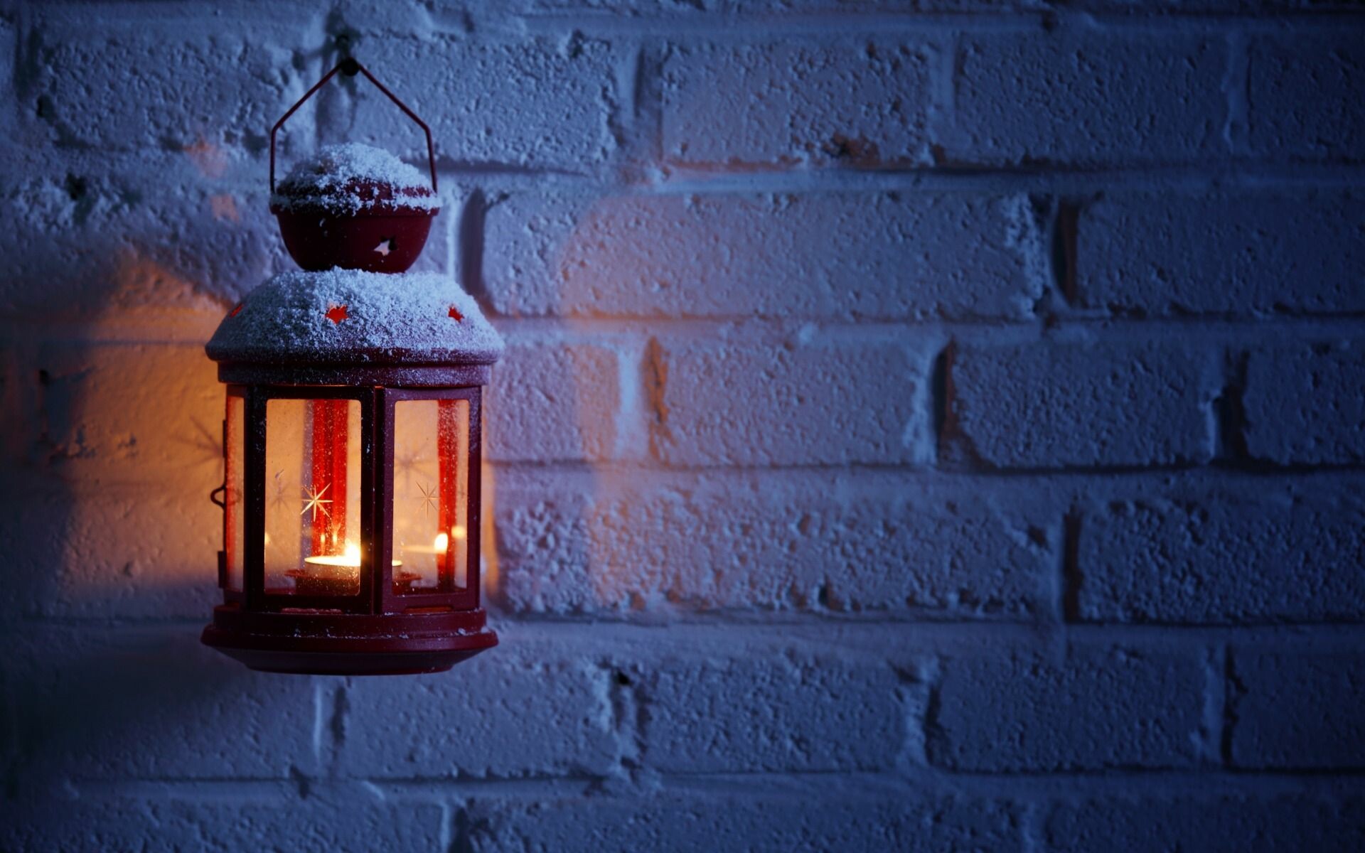 Lanterns: Fire, Night, Candle, A light with a transparent protective case. 1920x1200 HD Background.