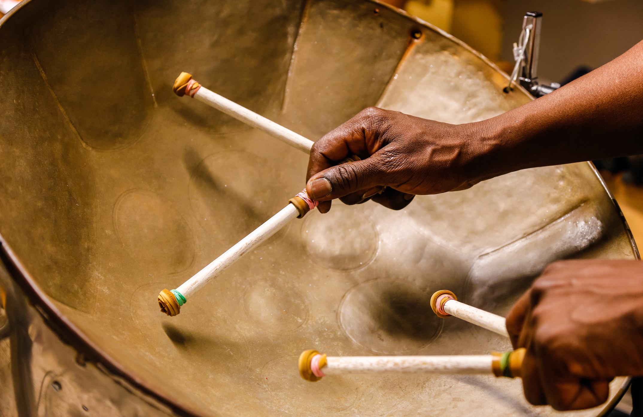 Hang (Instrument): A Caribbean instrument, The steel pan, A low-touch, high-performance instrument. 2150x1400 HD Background.
