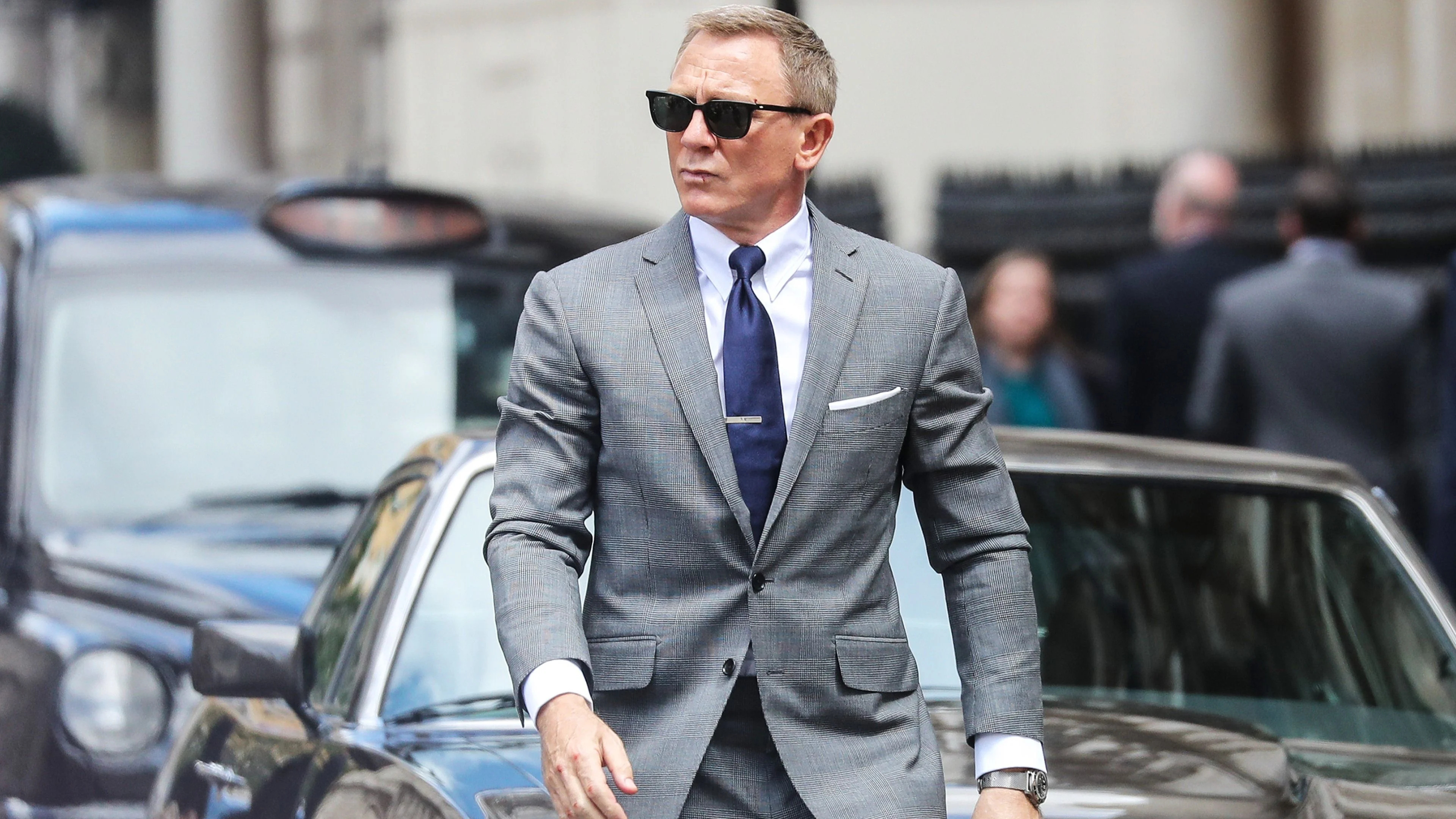 Daniel Craig: An English actor, The secret agent James Bond, No Time To Die. 3840x2160 4K Wallpaper.