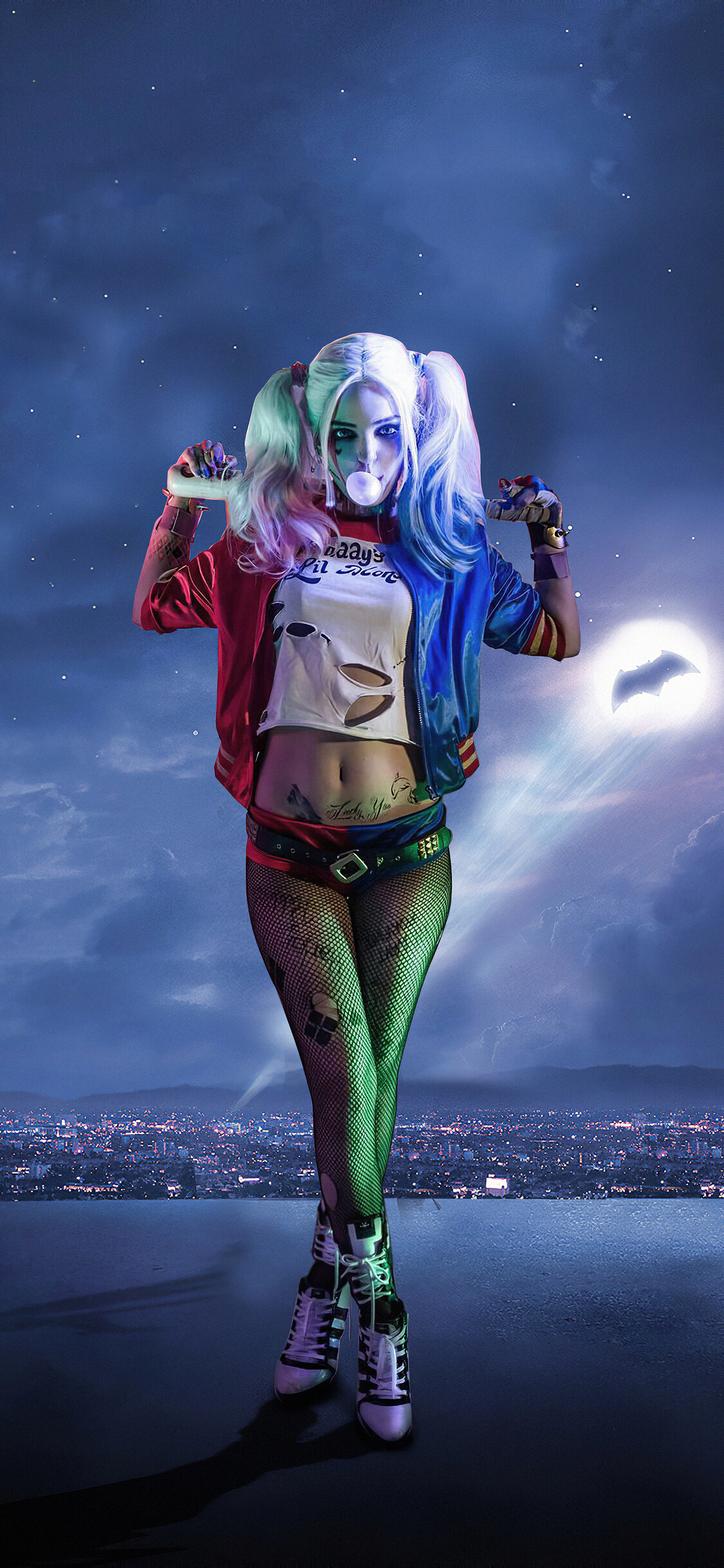 Harley Quinn: Was manipulated by the Joker into assisting his escape from Arkham. 1130x2440 HD Background.
