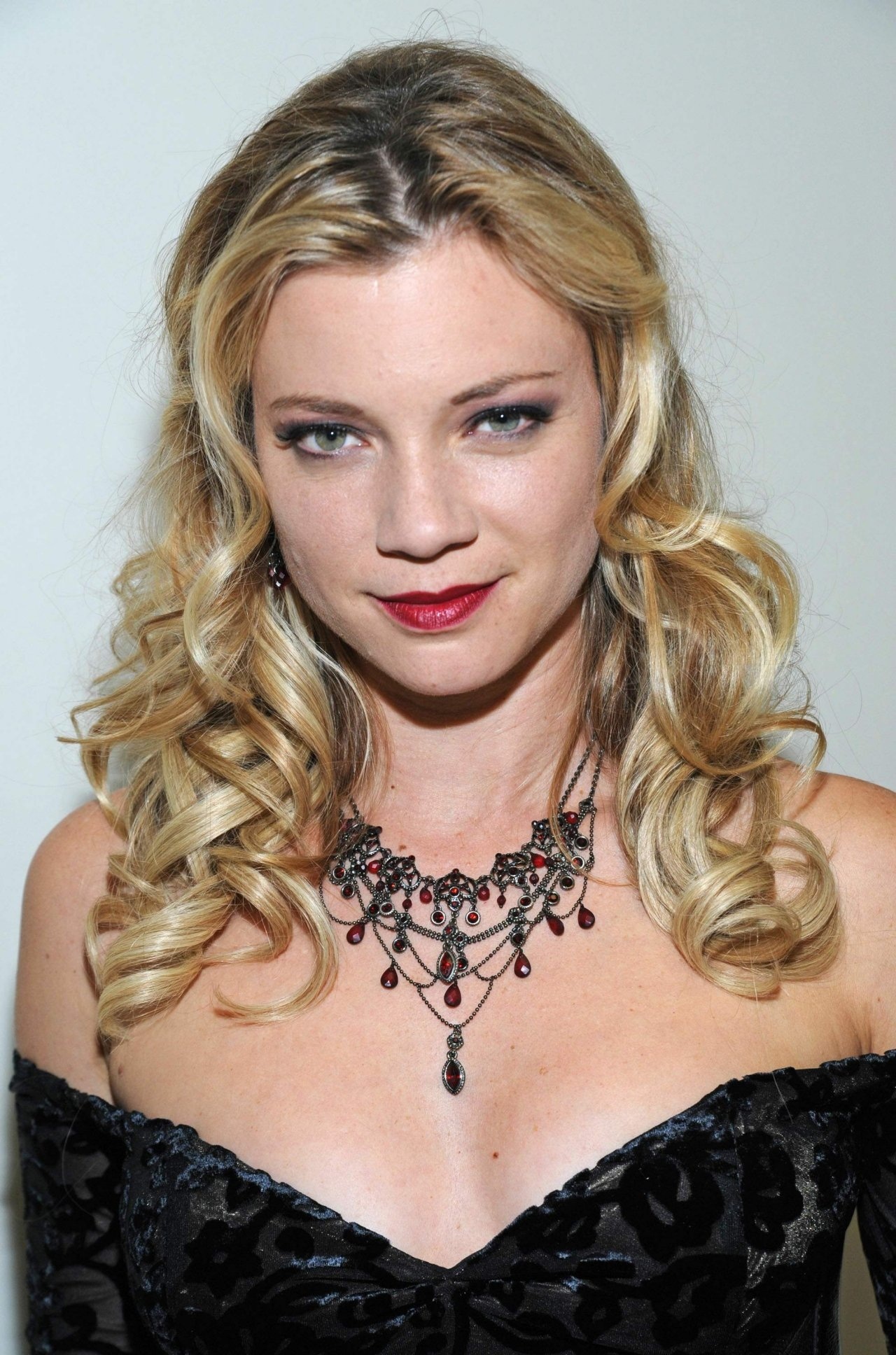 Amy Smart movies, Celebrity HQ, Amy Smart pictures, Amazingly fantastic, 1280x1940 HD Handy