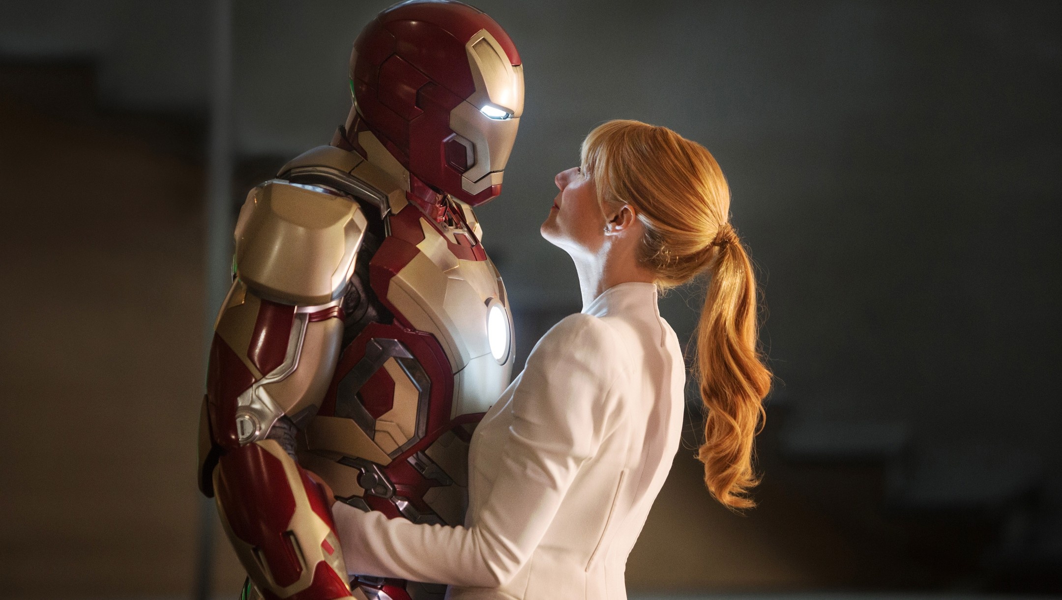 Gwyneth Paltrow Movies, Robert Downey Jr., Iron Man celebration, Marvel icon, 2160x1230 HD Desktop