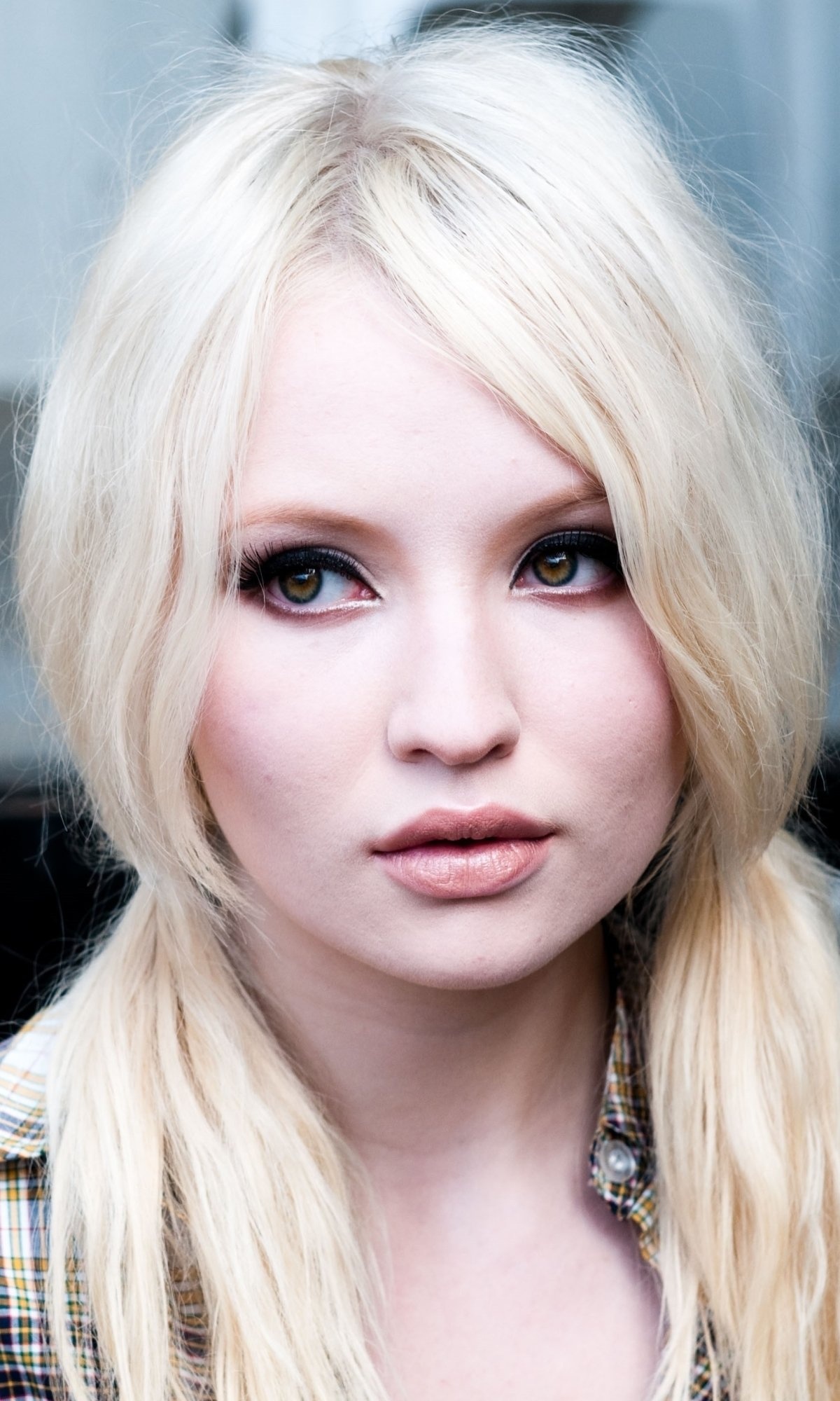 Celebrity Emily Browning, Filmography highlight, Versatile actress, Iconic performances, 1200x2000 HD Handy