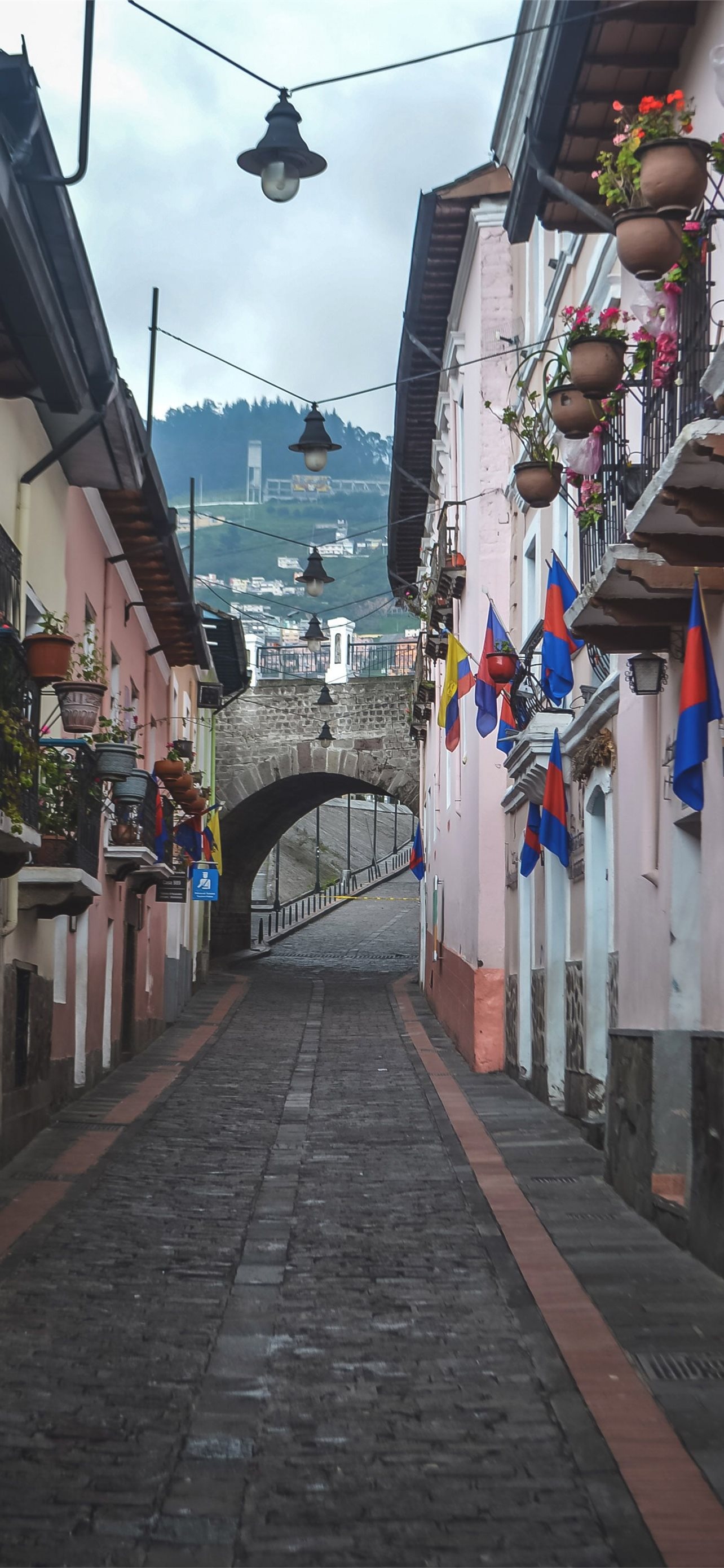 Quito travel, Quito iPhone wallpapers, Quito's beauty, HD wallpapers, 1290x2780 HD Handy