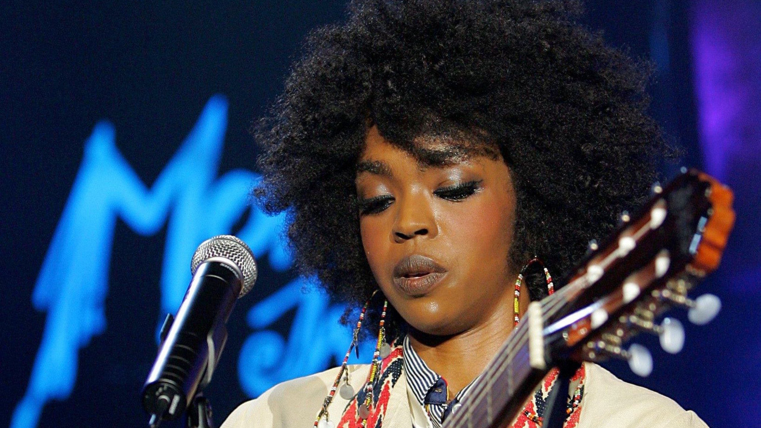 Lauryn Hill, Iconic music, Soulful melodies, Inspiring wallpapers, 2560x1440 HD Desktop
