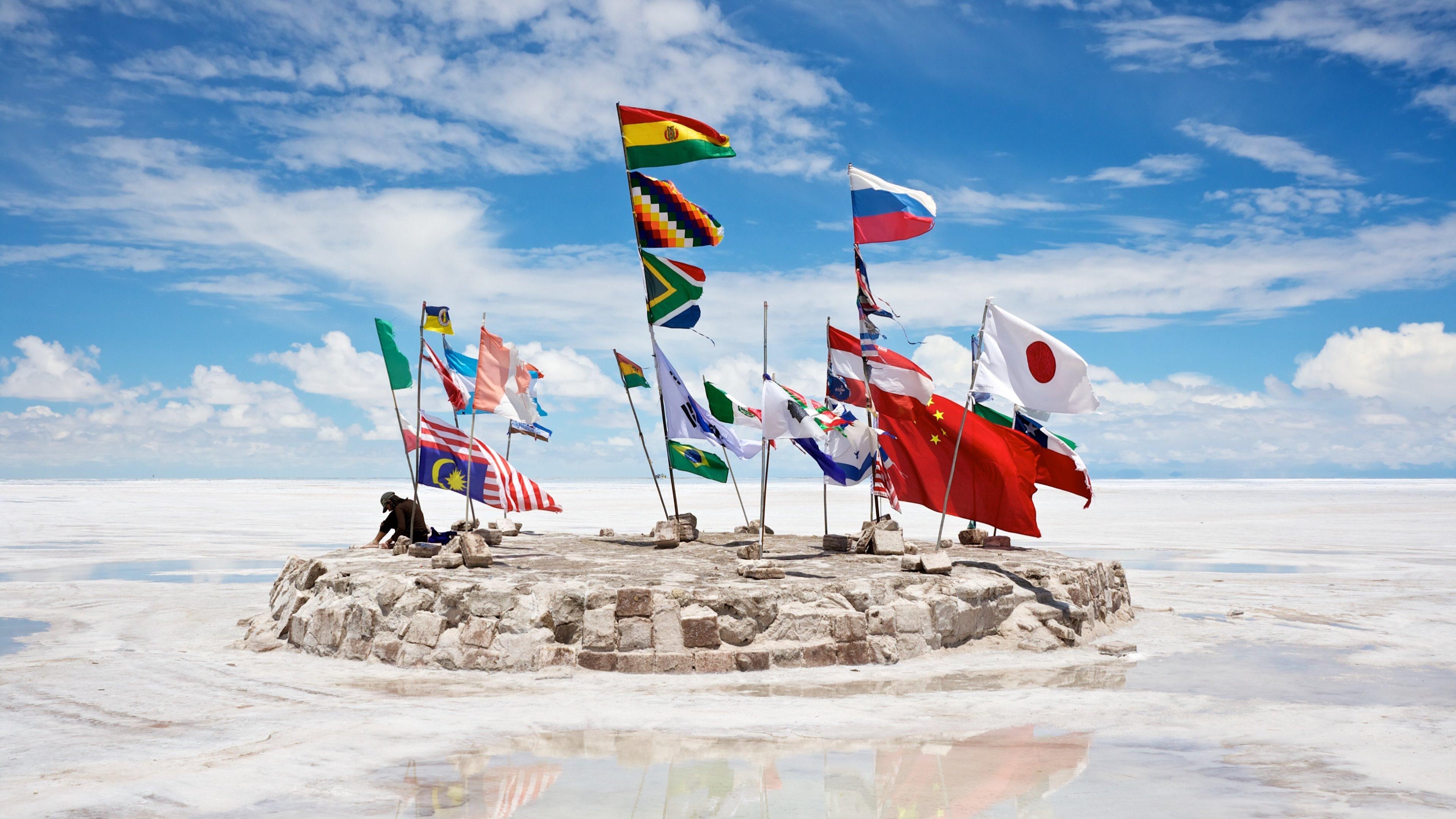 Flags at Salar De Uyuni, Bolivia, Travels, Stunning wallpapers, 3840x2160 4K Desktop
