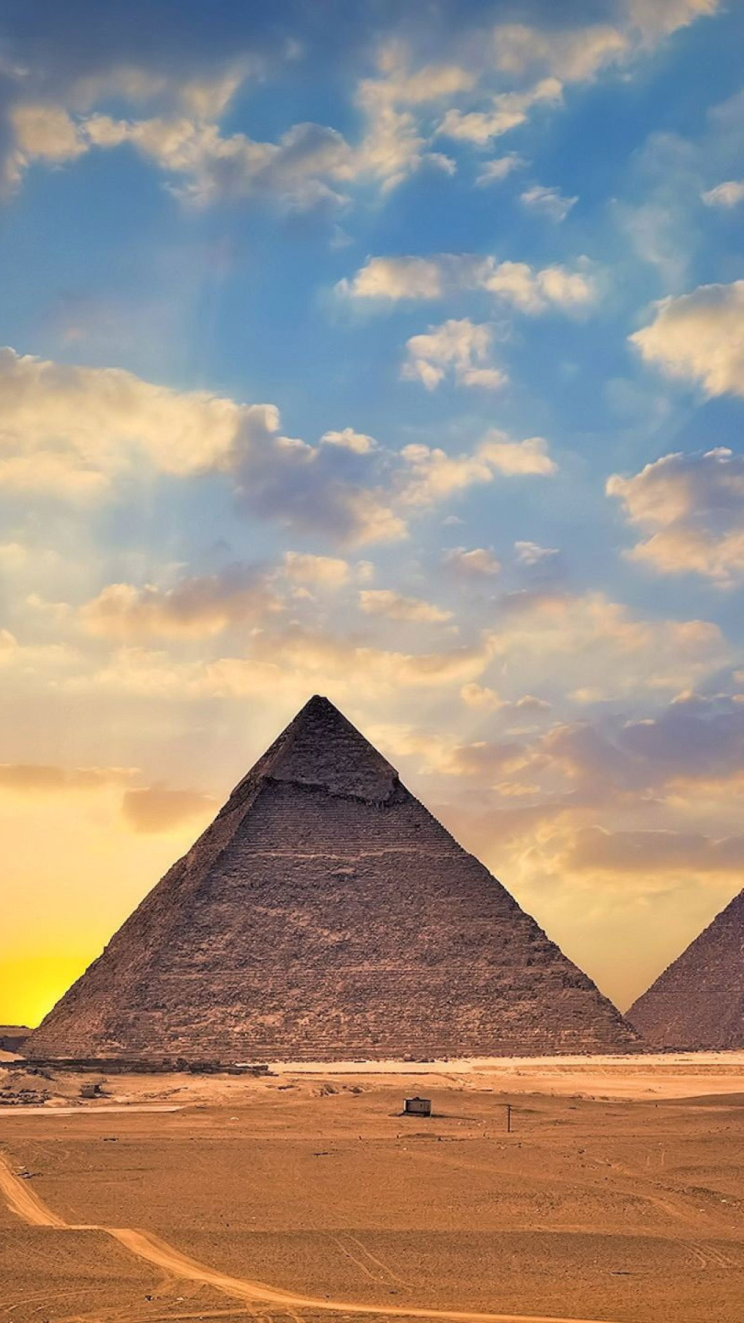 Pyramids of Giza, Desert wallpaper beauty, Iconic Egyptian wonder, Inspiring travels, 1080x1920 Full HD Handy