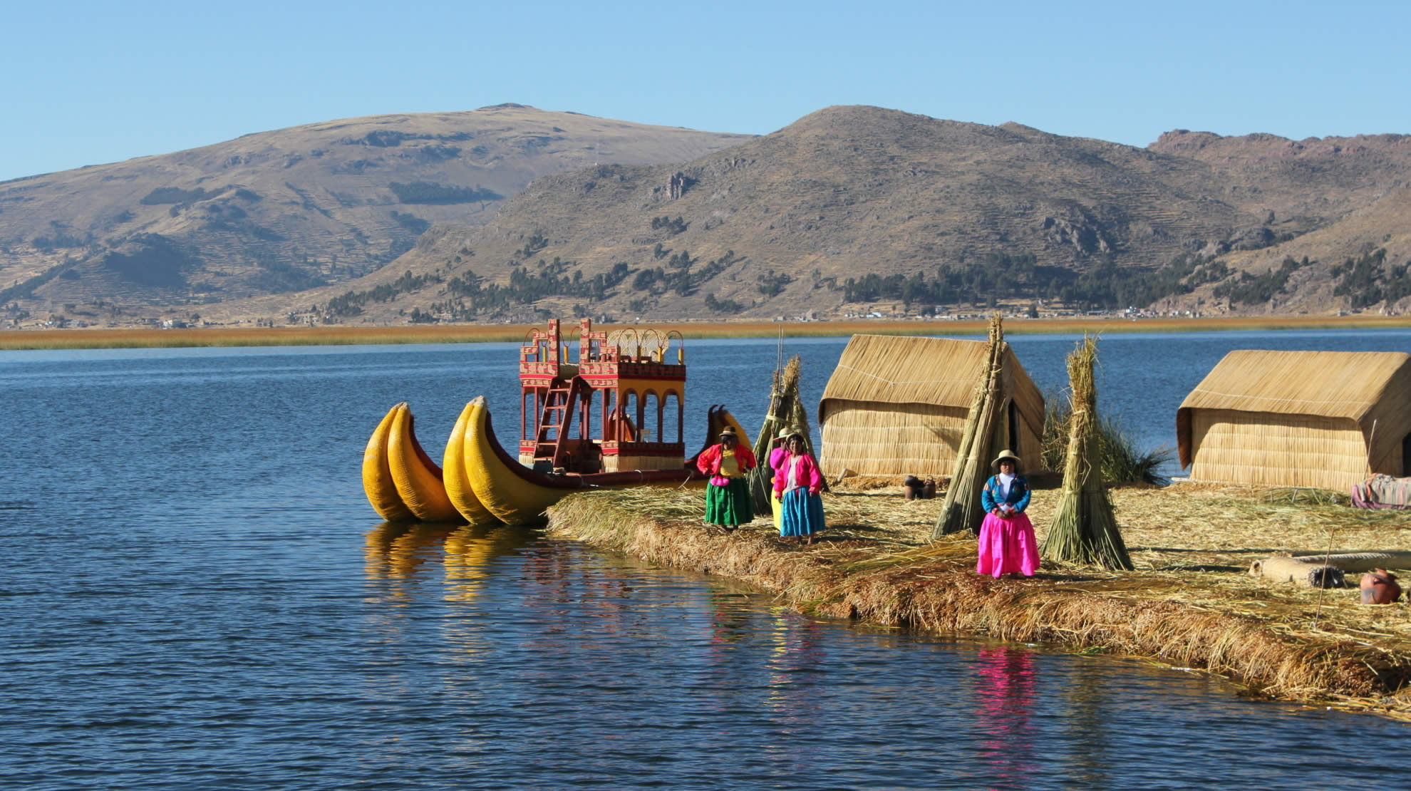 Lake Titicaca, Majestic beauty, Natural wonder, Tranquil waters, 1980x1110 HD Desktop
