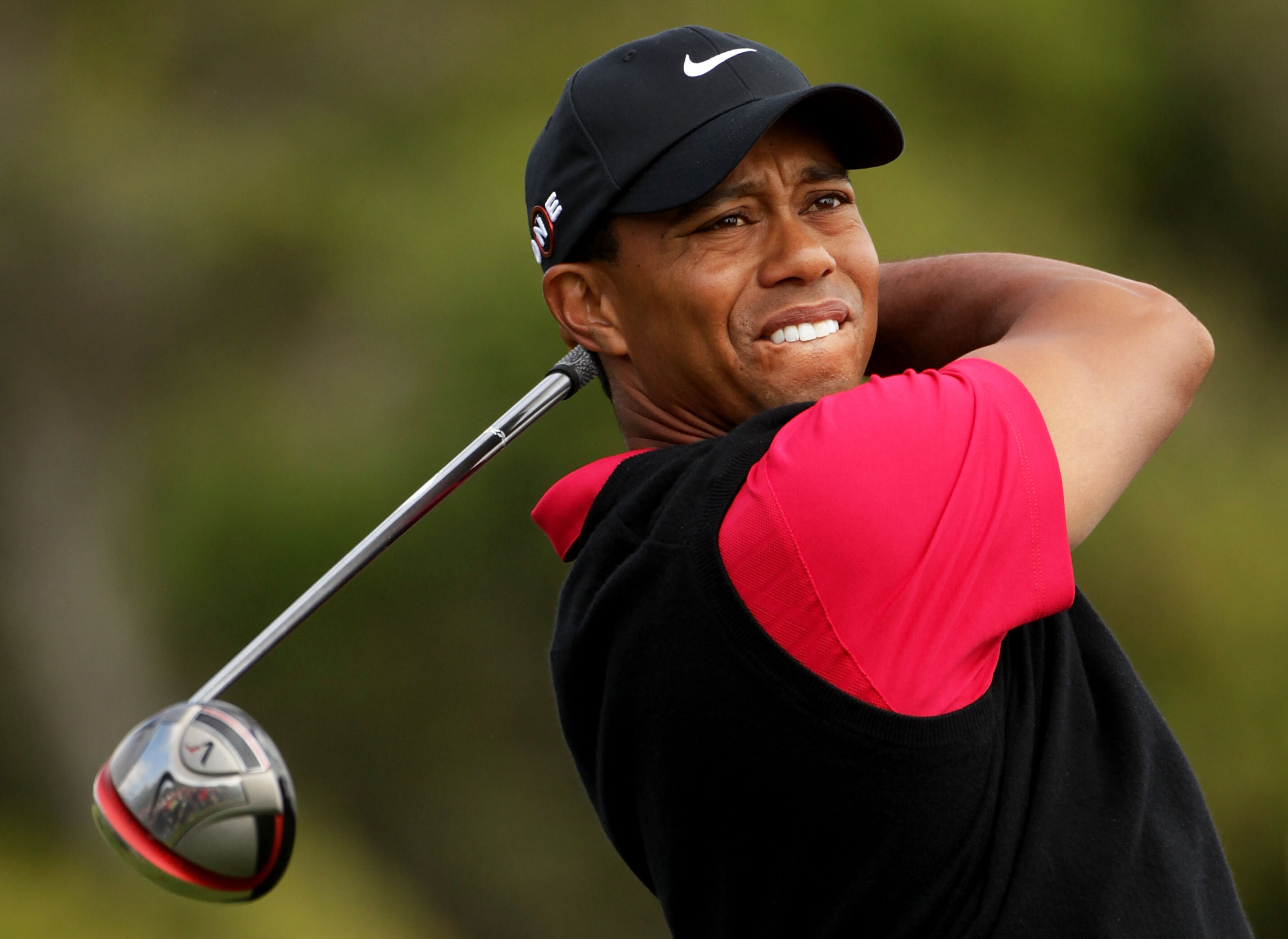 Tiger Woods: He is an inductee of the World Golf Hall of Fame, Professional golfer. 2860x2090 HD Wallpaper.